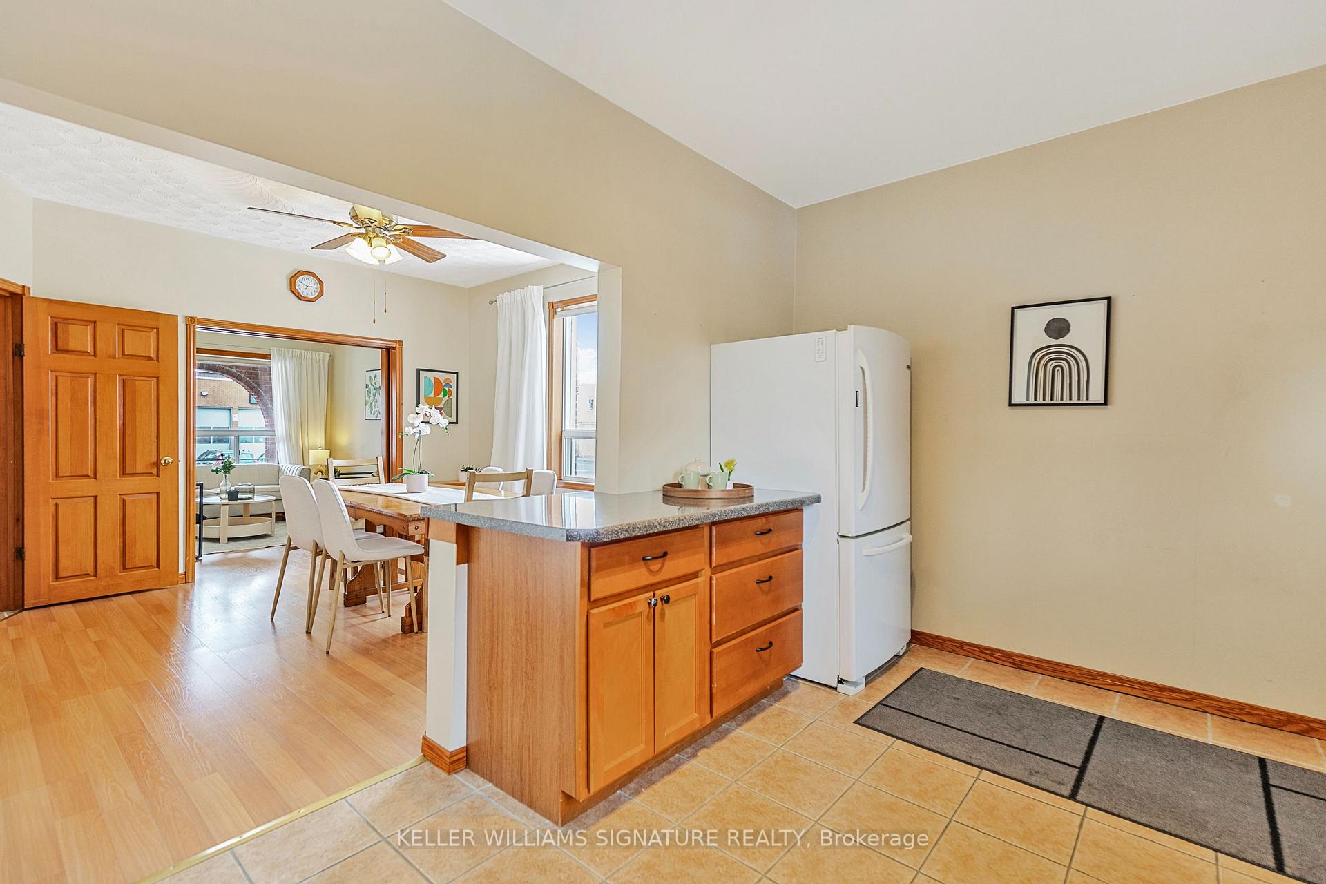 Photo 26 of 54 Sherman Avenue N, Hamilton, Stipley — HOMEH
