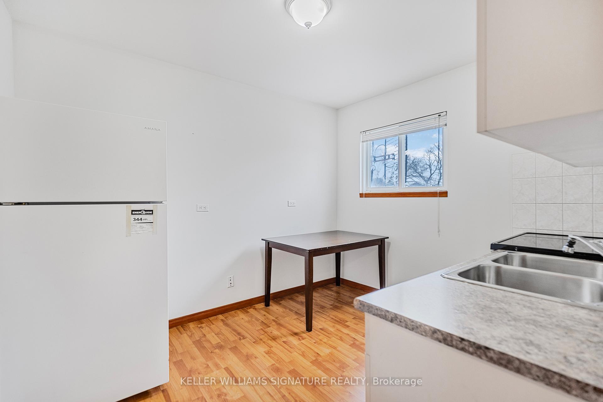 Photo 12 of 54 Sherman Avenue N, Hamilton, Stipley — HOMEH