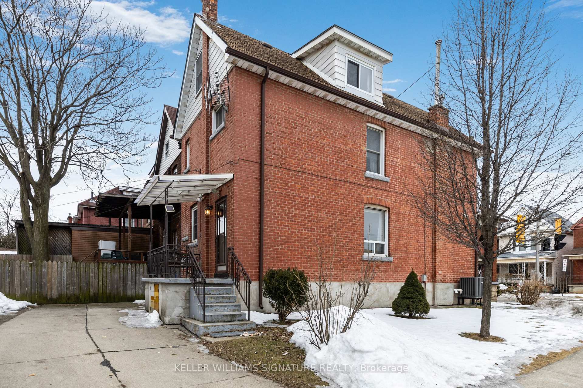 Photo 19 of 54 Sherman Avenue N, Hamilton, Stipley — HOMEH