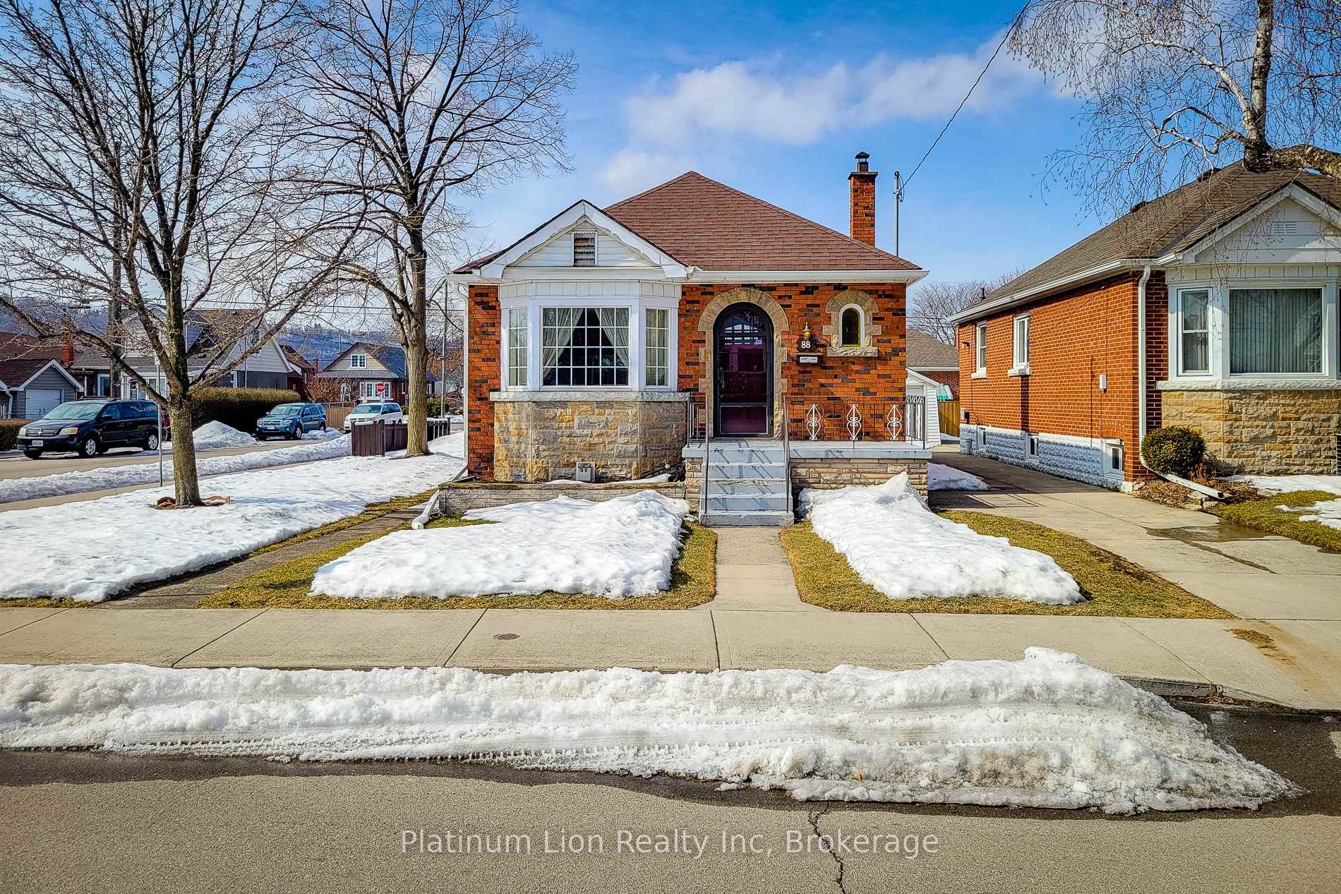 Photo 1 of 88 Barons Avenue S, Hamilton, Bartonville — HOMEH