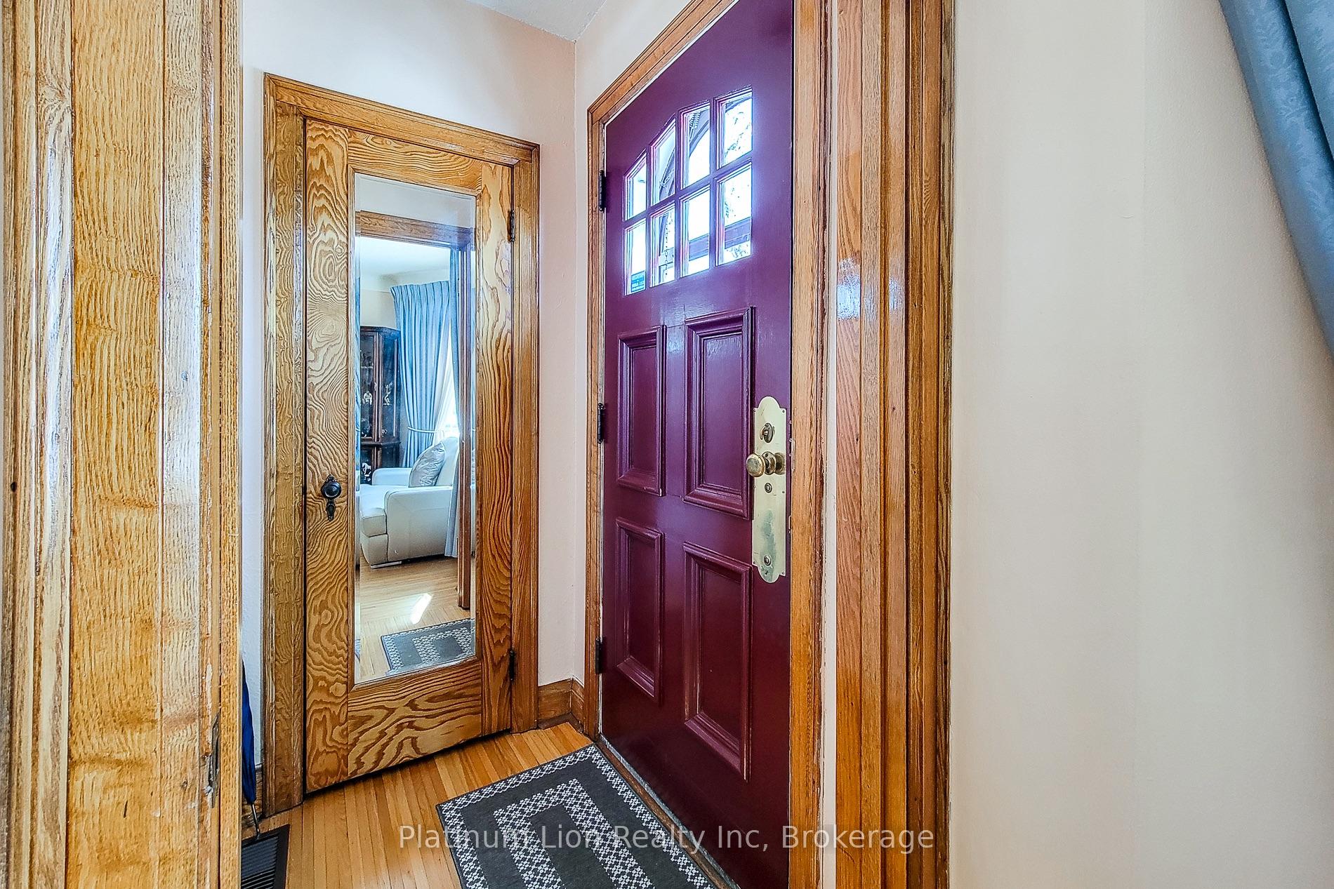 Photo 9 of 88 Barons Avenue S, Hamilton, Bartonville — HOMEH