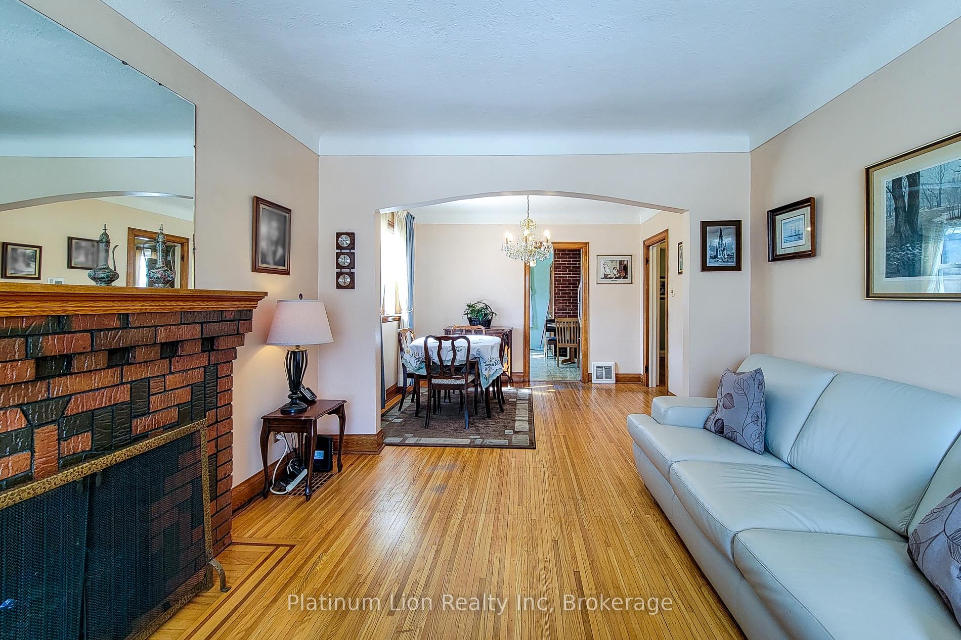 Photo 13 of 88 Barons Avenue S, Hamilton, Bartonville — HOMEH