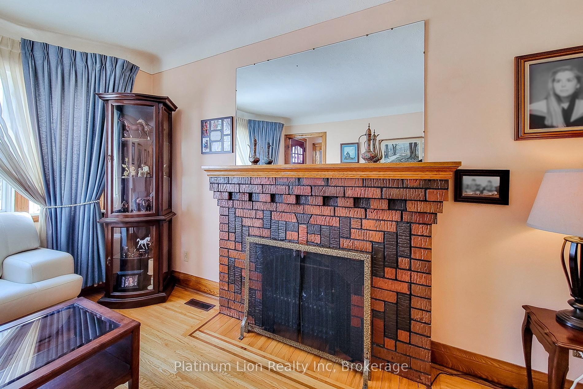 Photo 15 of 88 Barons Avenue S, Hamilton, Bartonville — HOMEH