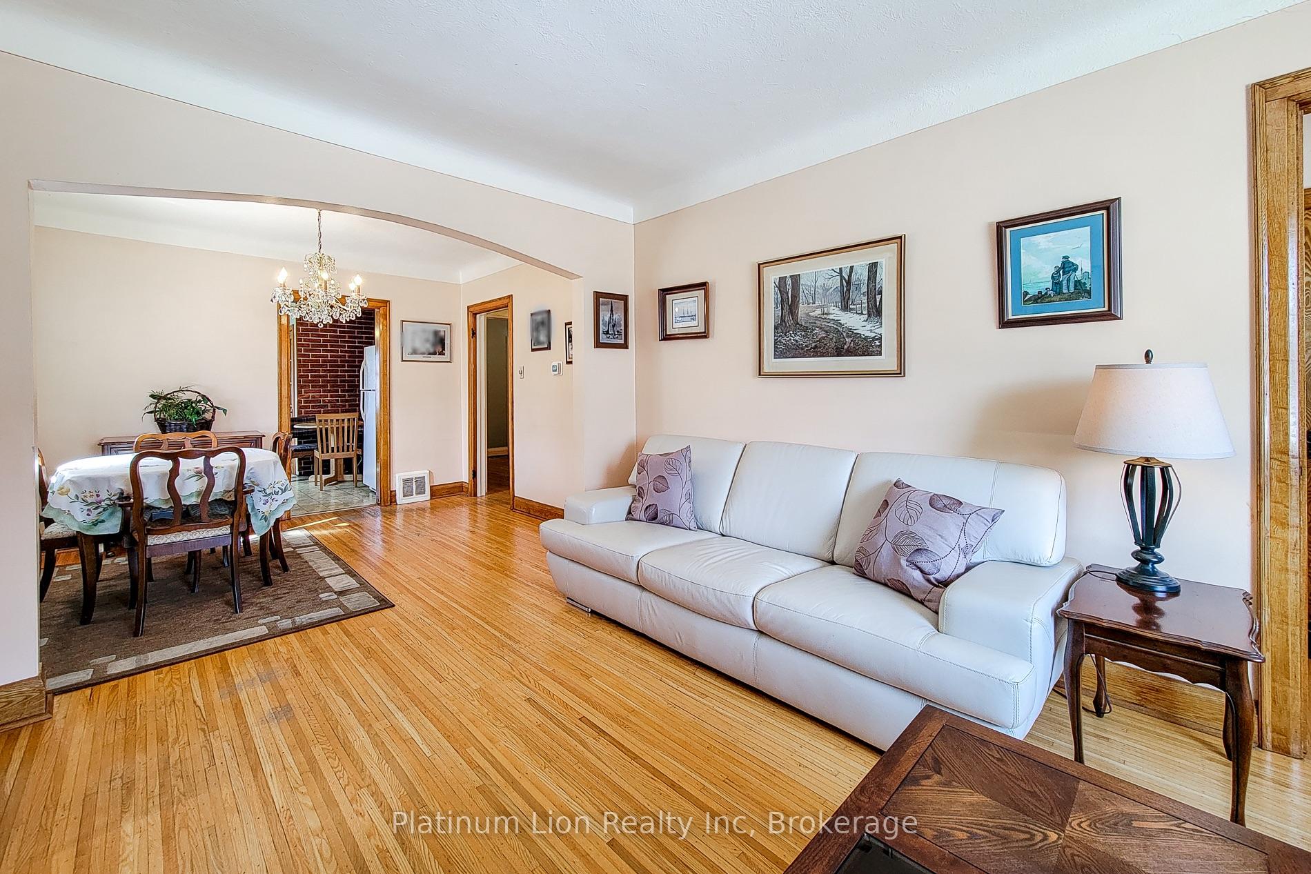 Photo 16 of 88 Barons Avenue S, Hamilton, Bartonville — HOMEH