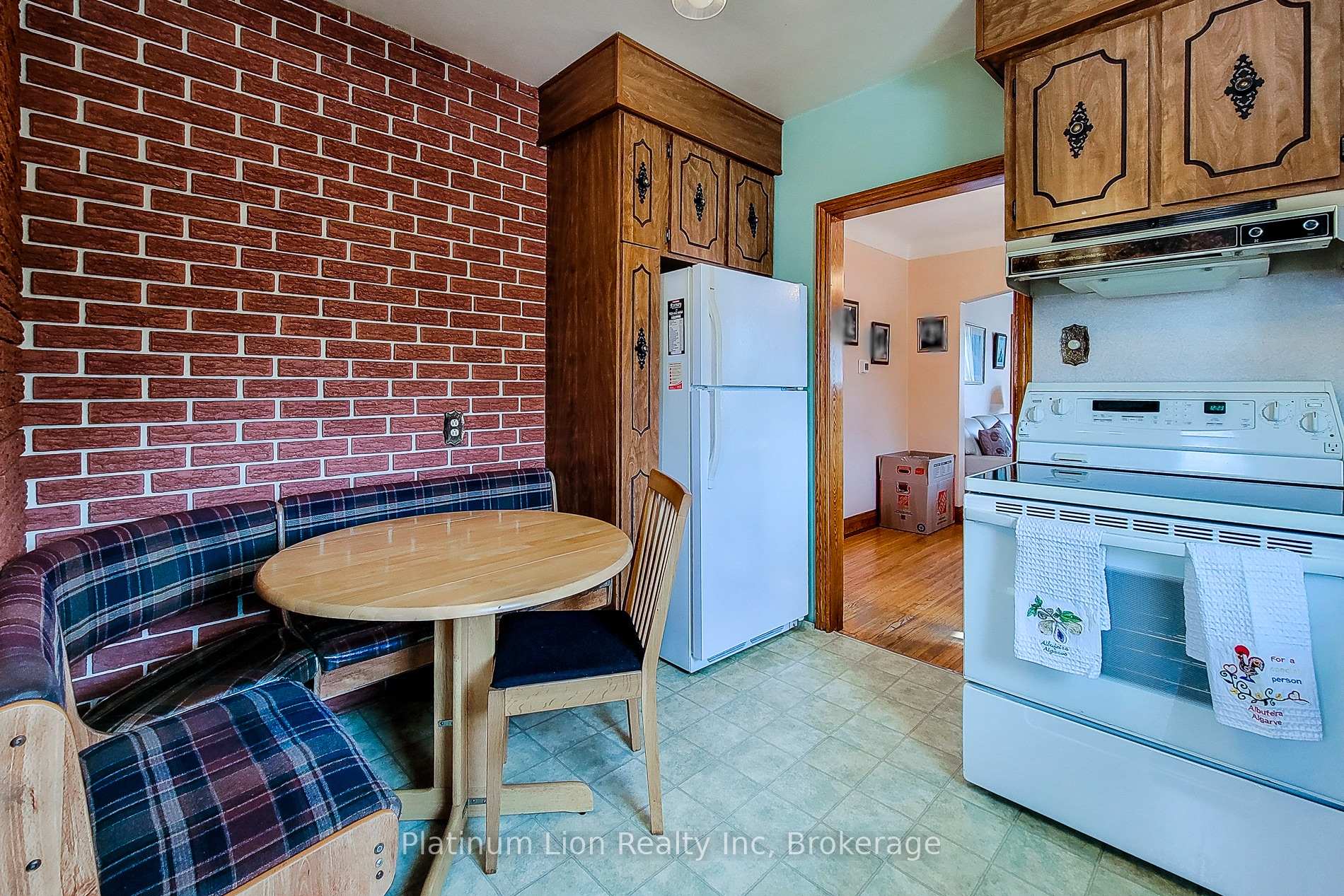 Photo 21 of 88 Barons Avenue S, Hamilton, Bartonville — HOMEH