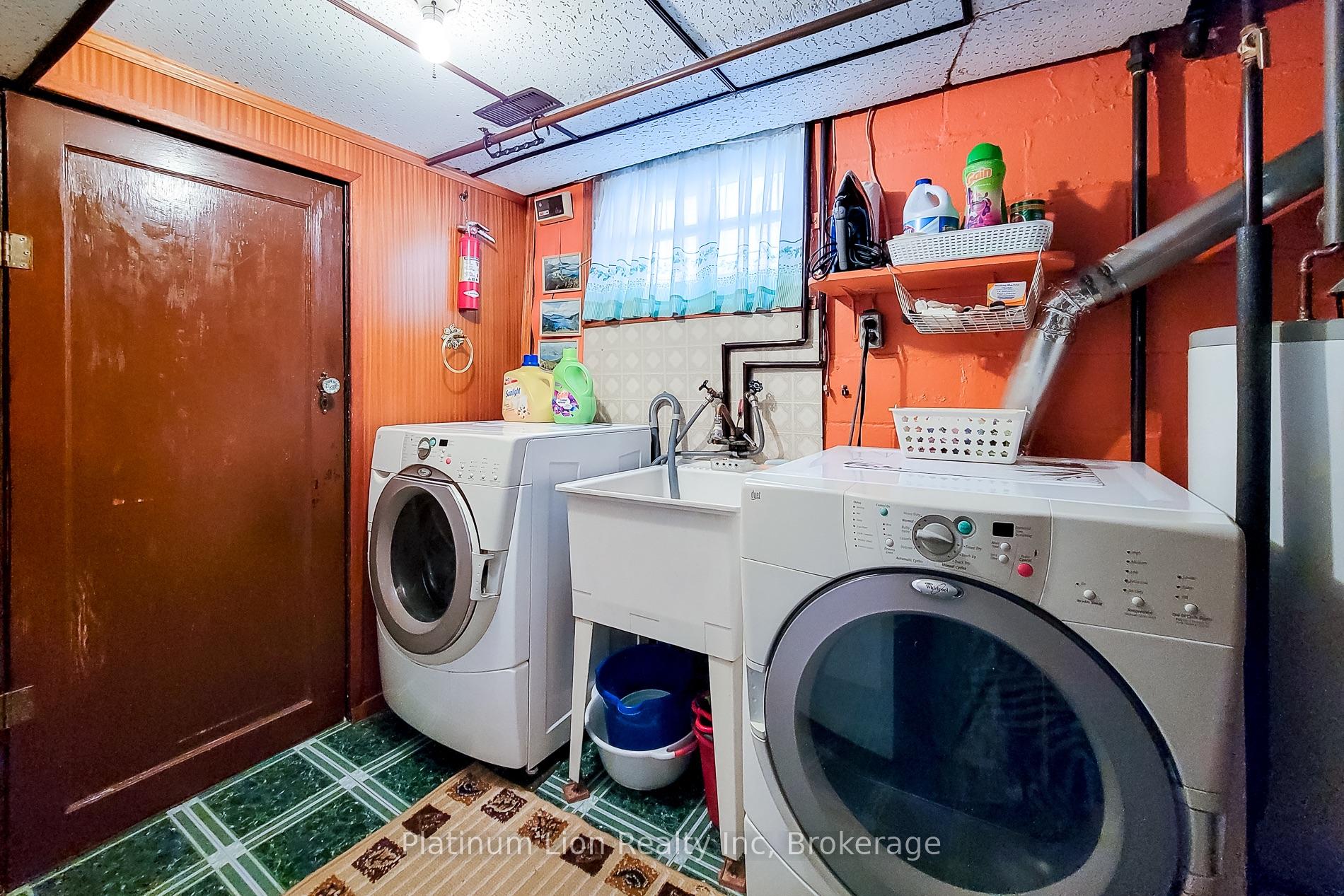 Photo 39 of 88 Barons Avenue S, Hamilton, Bartonville — HOMEH