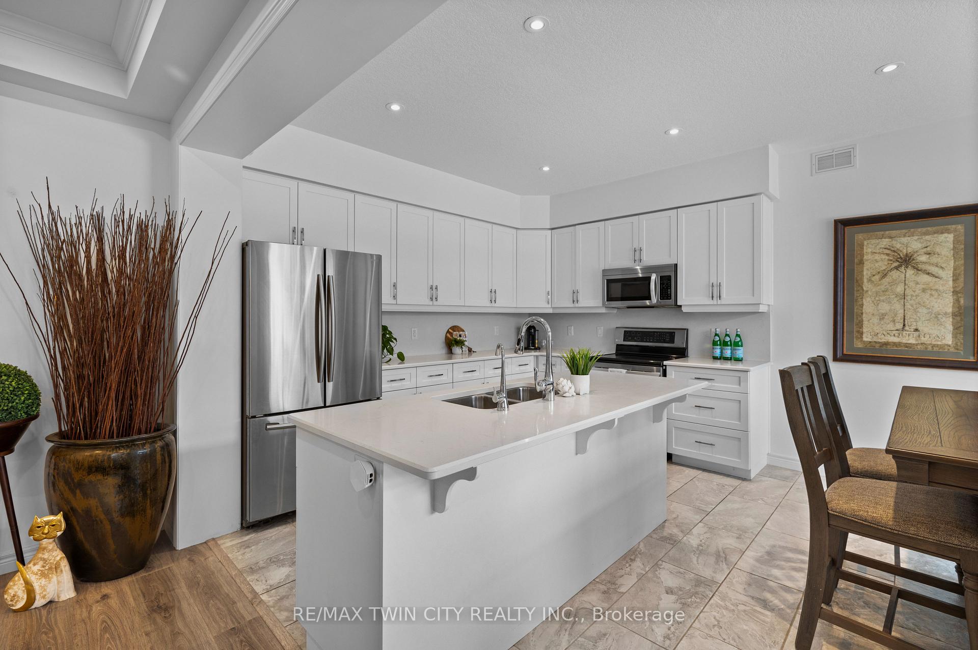 Photo 25 of 84 Crosswinds Drive, Kitchener, Grand River South — HOMEH