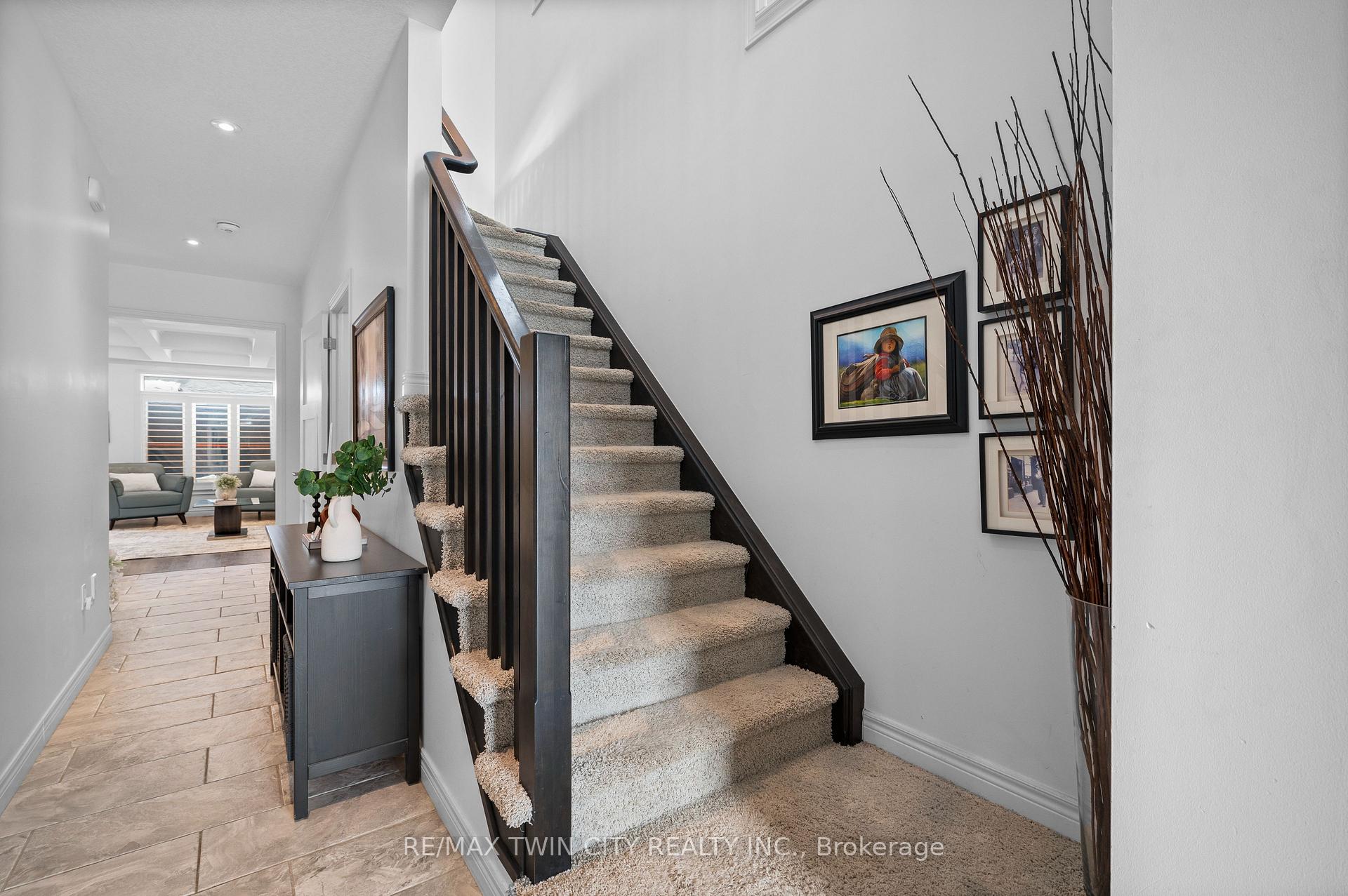 Photo 61 of 84 Crosswinds Drive, Kitchener, Grand River South — HOMEH