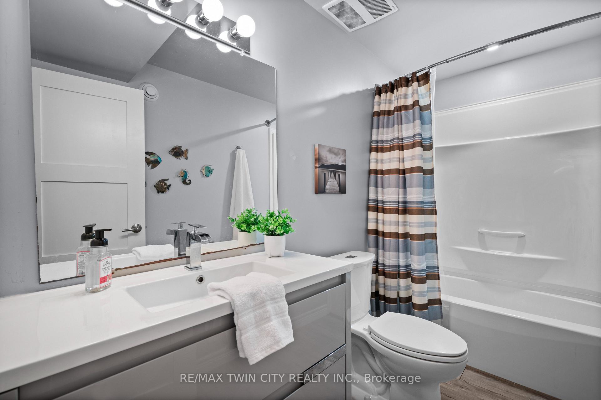 Photo 75 of 84 Crosswinds Drive, Kitchener, Grand River South — HOMEH