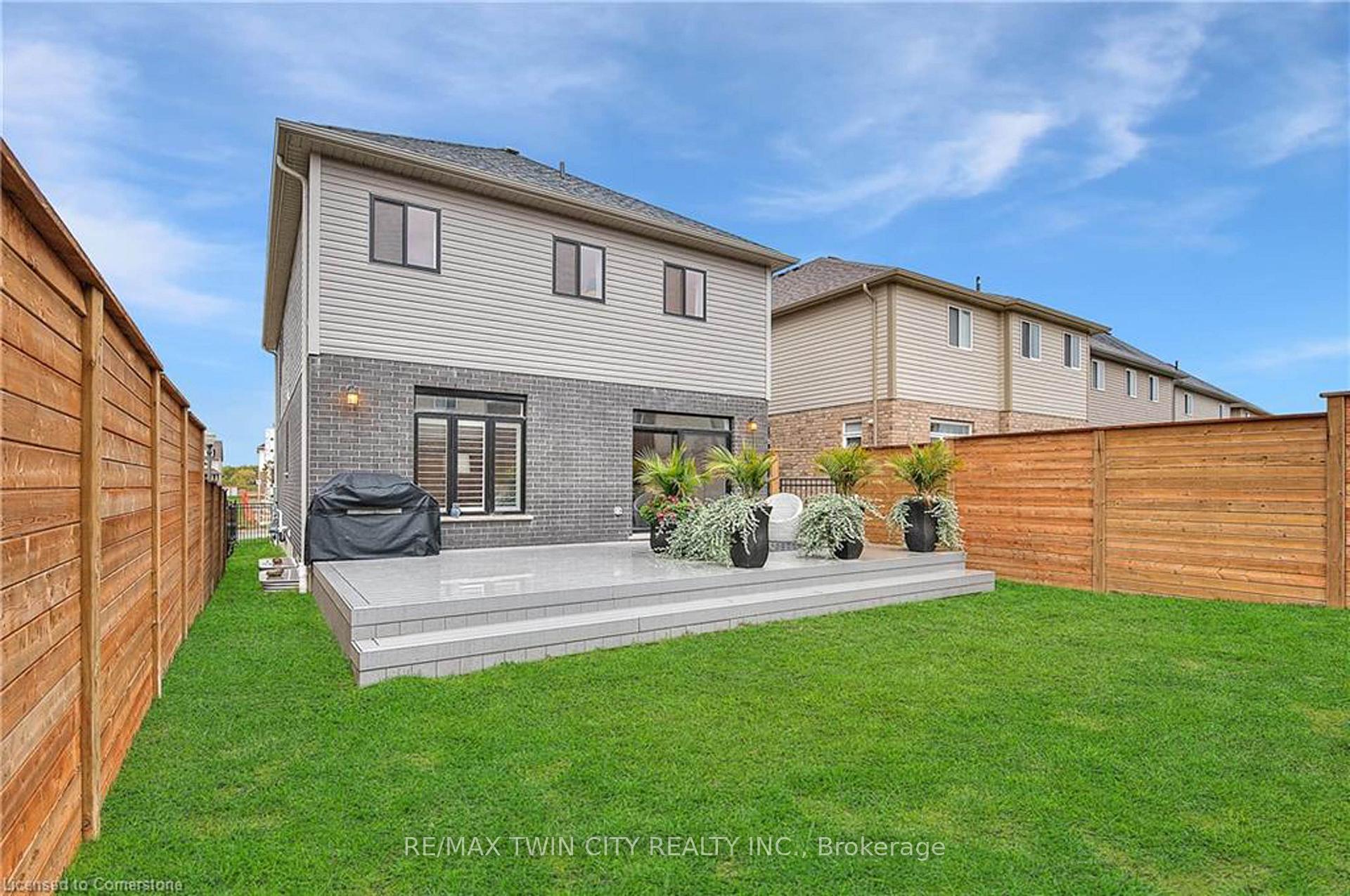 Photo 77 of 84 Crosswinds Drive, Kitchener, Grand River South — HOMEH