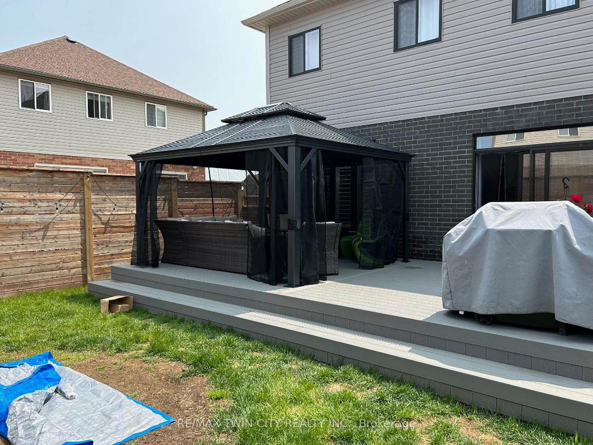 Photo 78 of 84 Crosswinds Drive, Kitchener, Grand River South — HOMEH