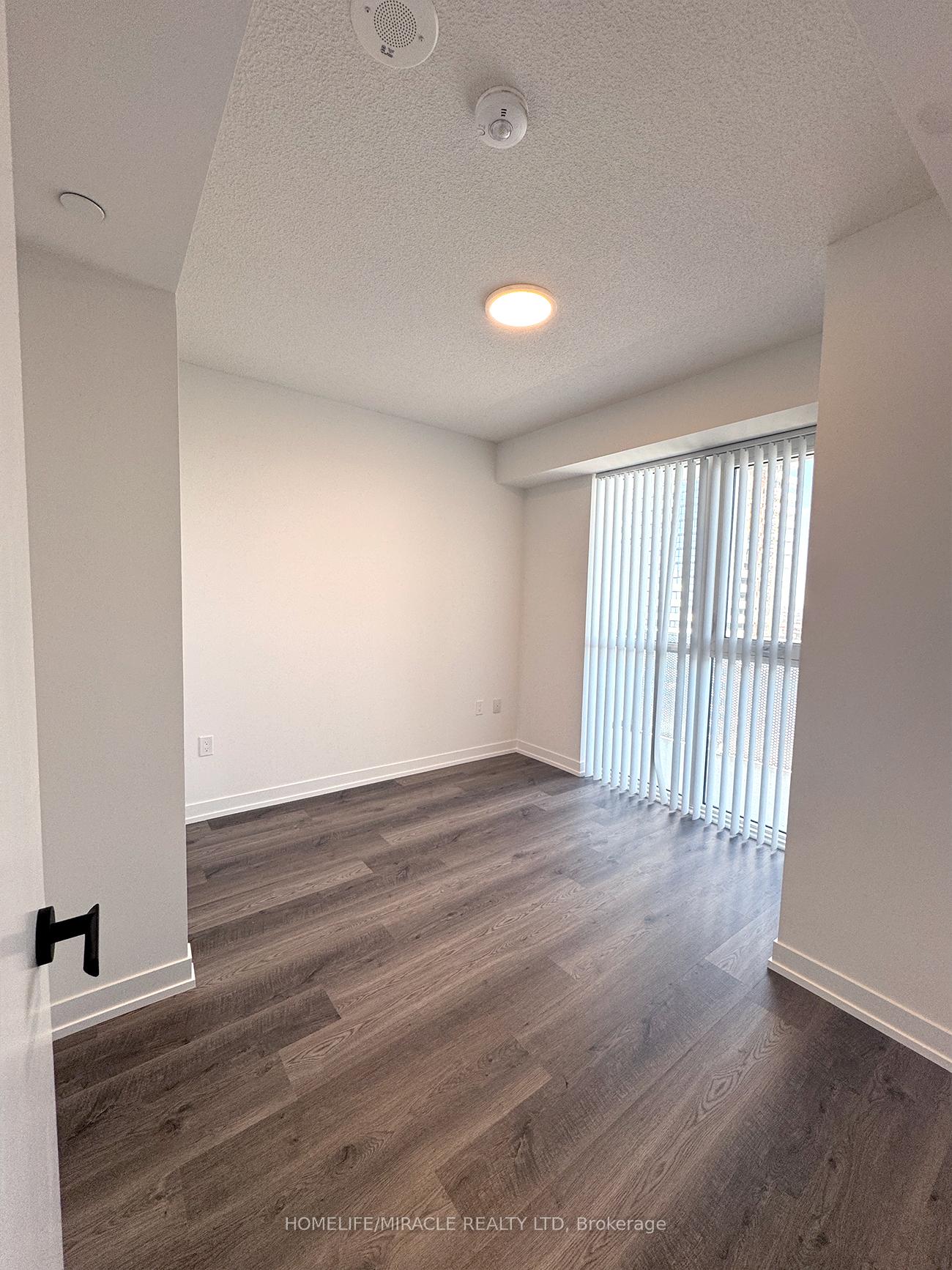 Photo 15 of Unit 2901, 195 Commerce Street, Vaughan, Vaughan Corporate Centre — HOMEH