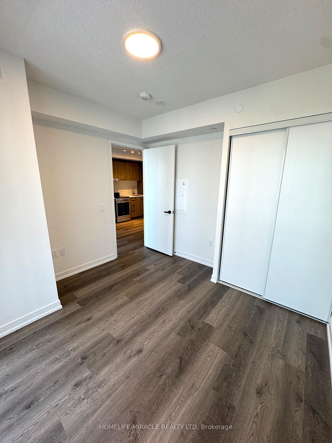 Photo 16 of Unit 2901, 195 Commerce Street, Vaughan, Vaughan Corporate Centre — HOMEH