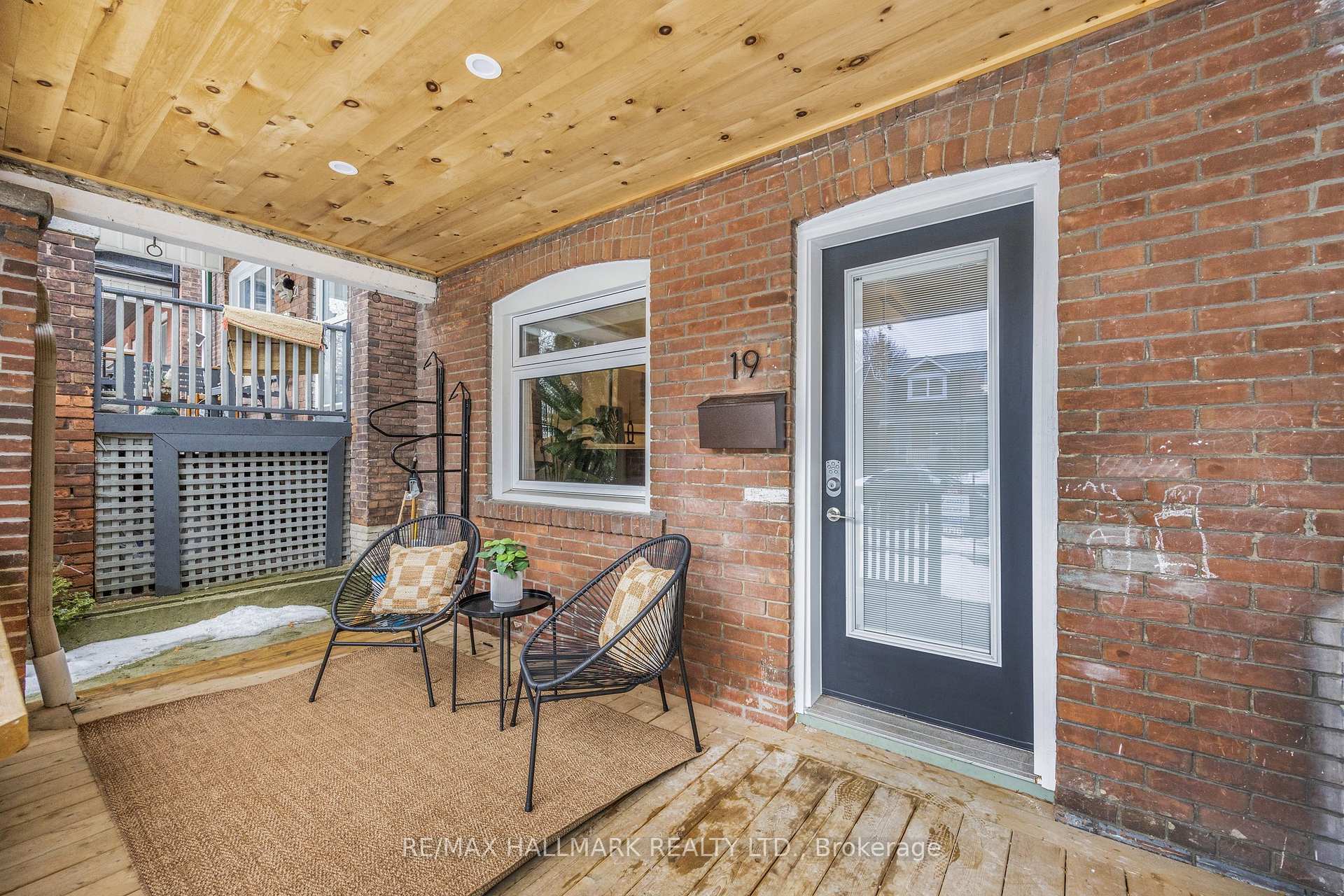 Photo 3 of 19 Lamb Avenue, Toronto, Greenwood-Coxwell — HOMEH