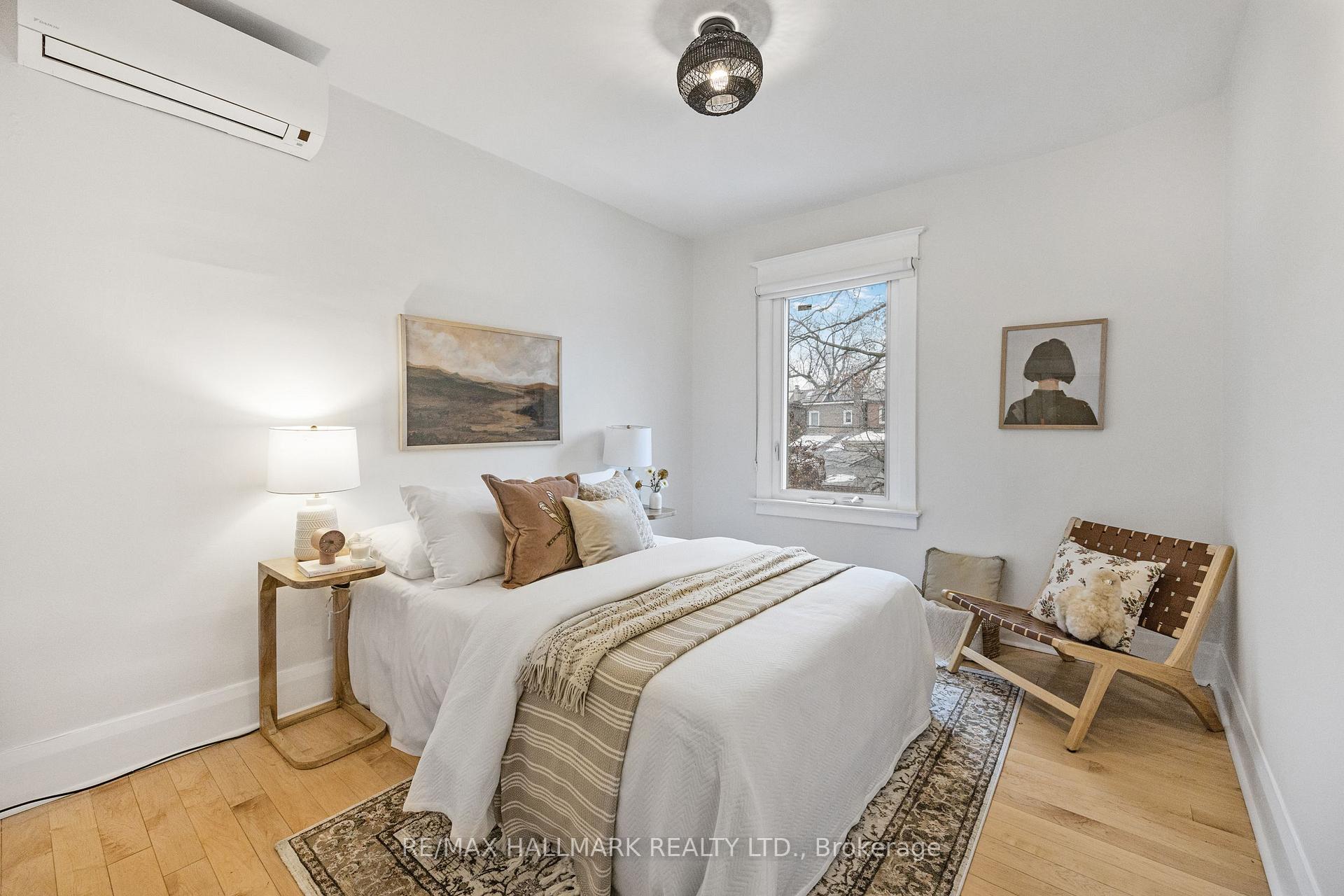 Photo 16 of 19 Lamb Avenue, Toronto, Greenwood-Coxwell — HOMEH