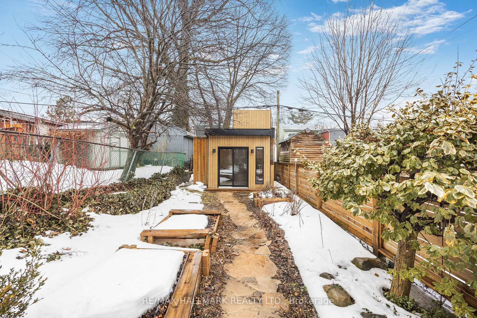 Photo 43 of 19 Lamb Avenue, Toronto, Greenwood-Coxwell — HOMEH