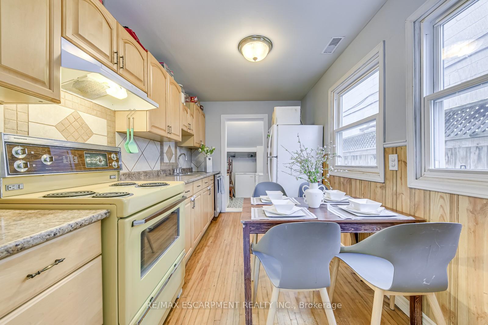 Photo 13 of 68 East 35th Street, Hamilton, Raleigh — HOMEH