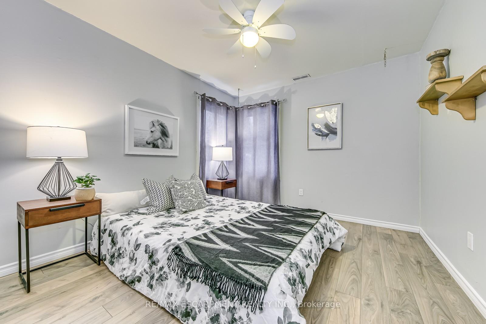 Photo 15 of 68 East 35th Street, Hamilton, Raleigh — HOMEH