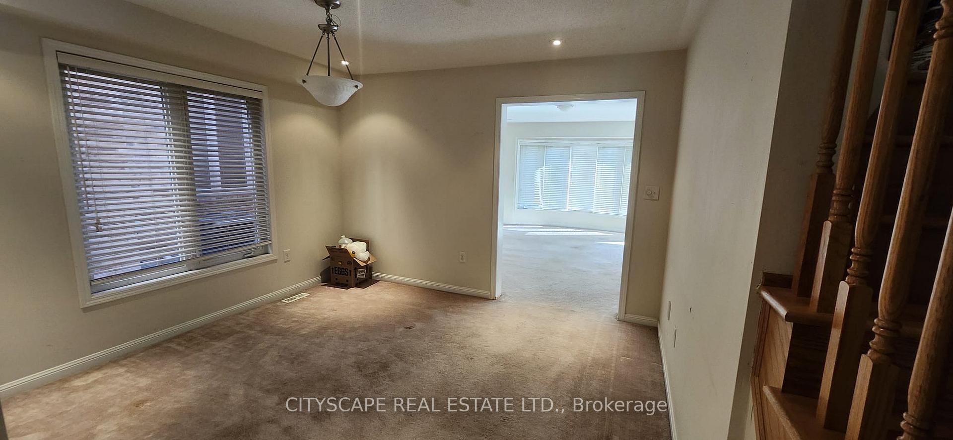 Photo 2 of 29 Lesabre Crescent, Brampton, Brampton East — HOMEH