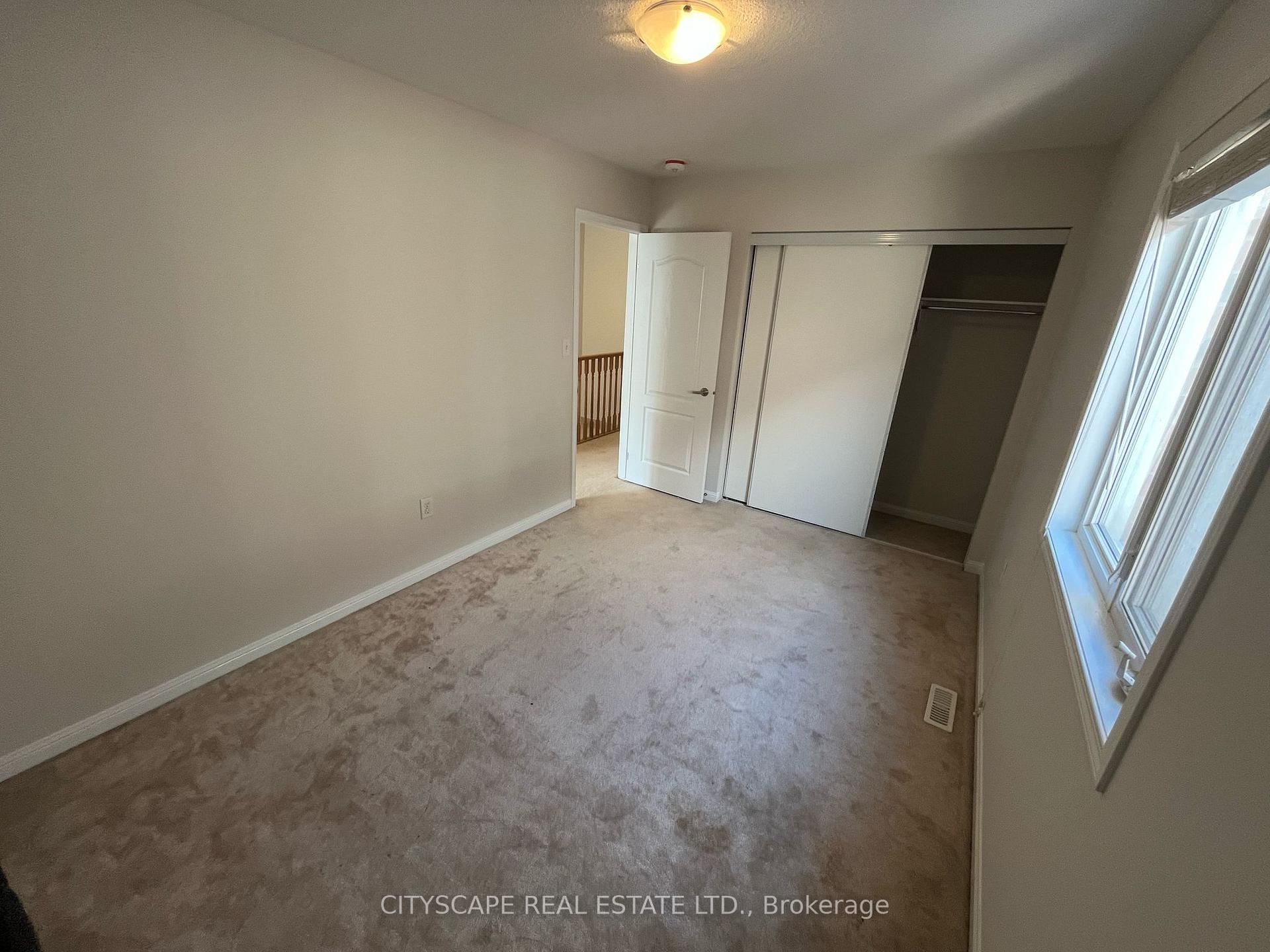 Photo 9 of 29 Lesabre Crescent, Brampton, Brampton East — HOMEH