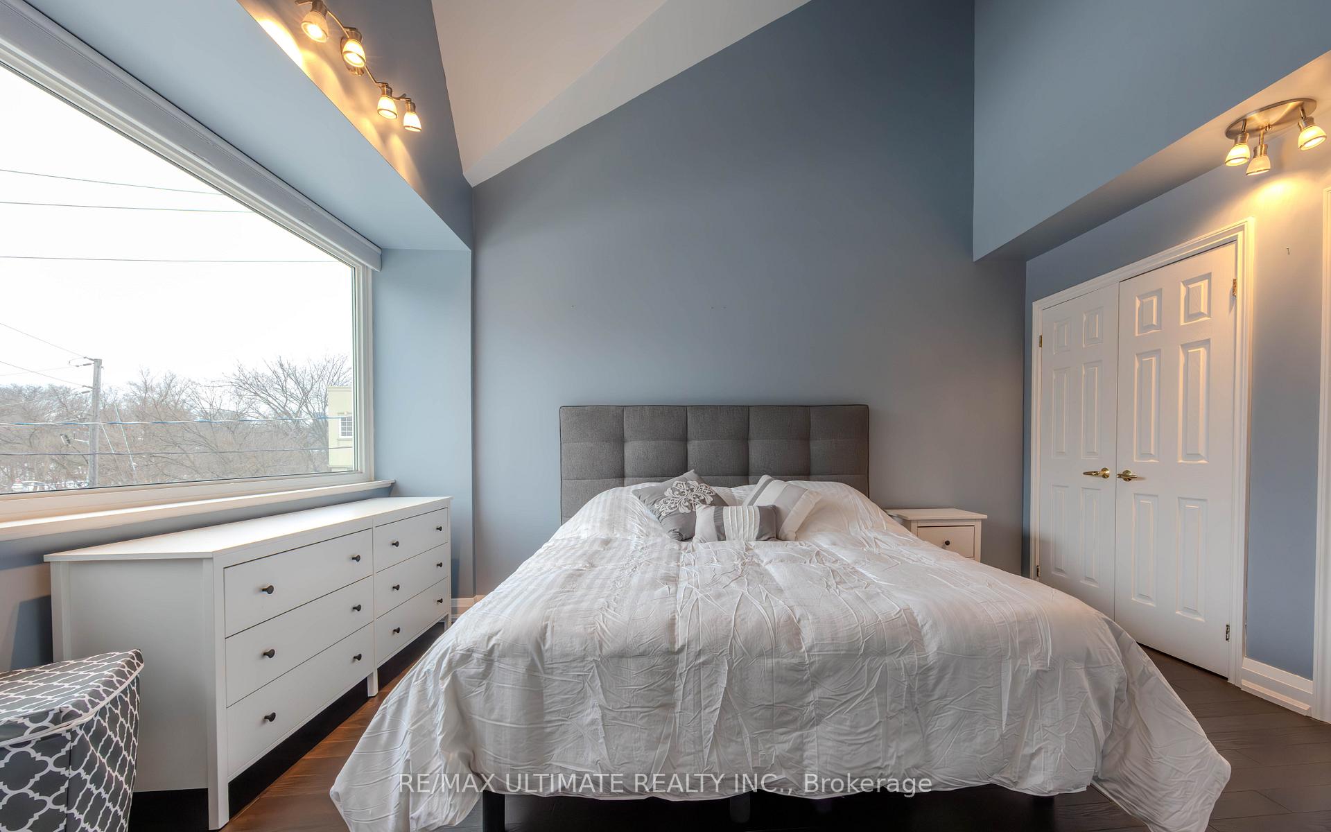 Photo 54 of 1B Heathdale Road, Toronto, Humewood-Cedarvale — HOMEH