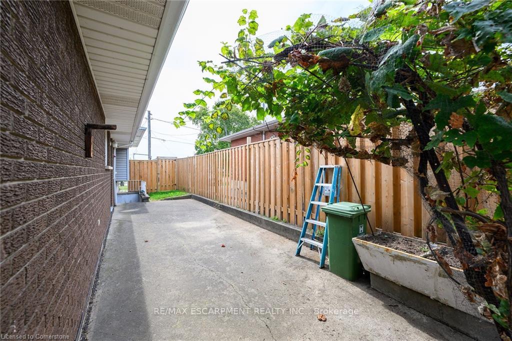 Photo 30 of 48 Crawford Drive, Hamilton, Kentley — HOMEH