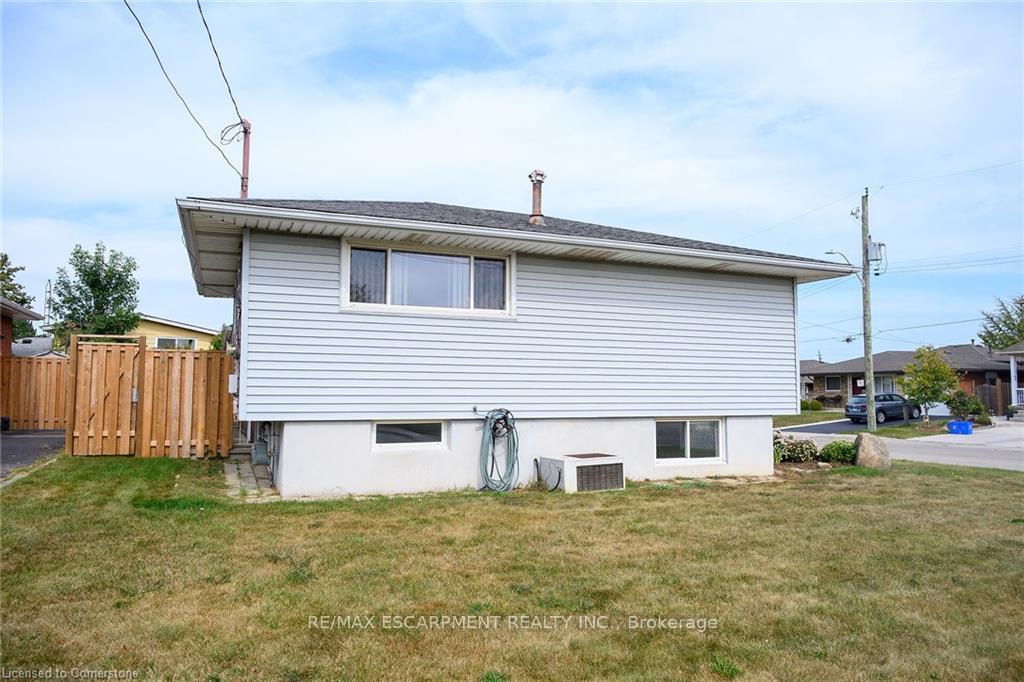 Photo 34 of 48 Crawford Drive, Hamilton, Kentley — HOMEH