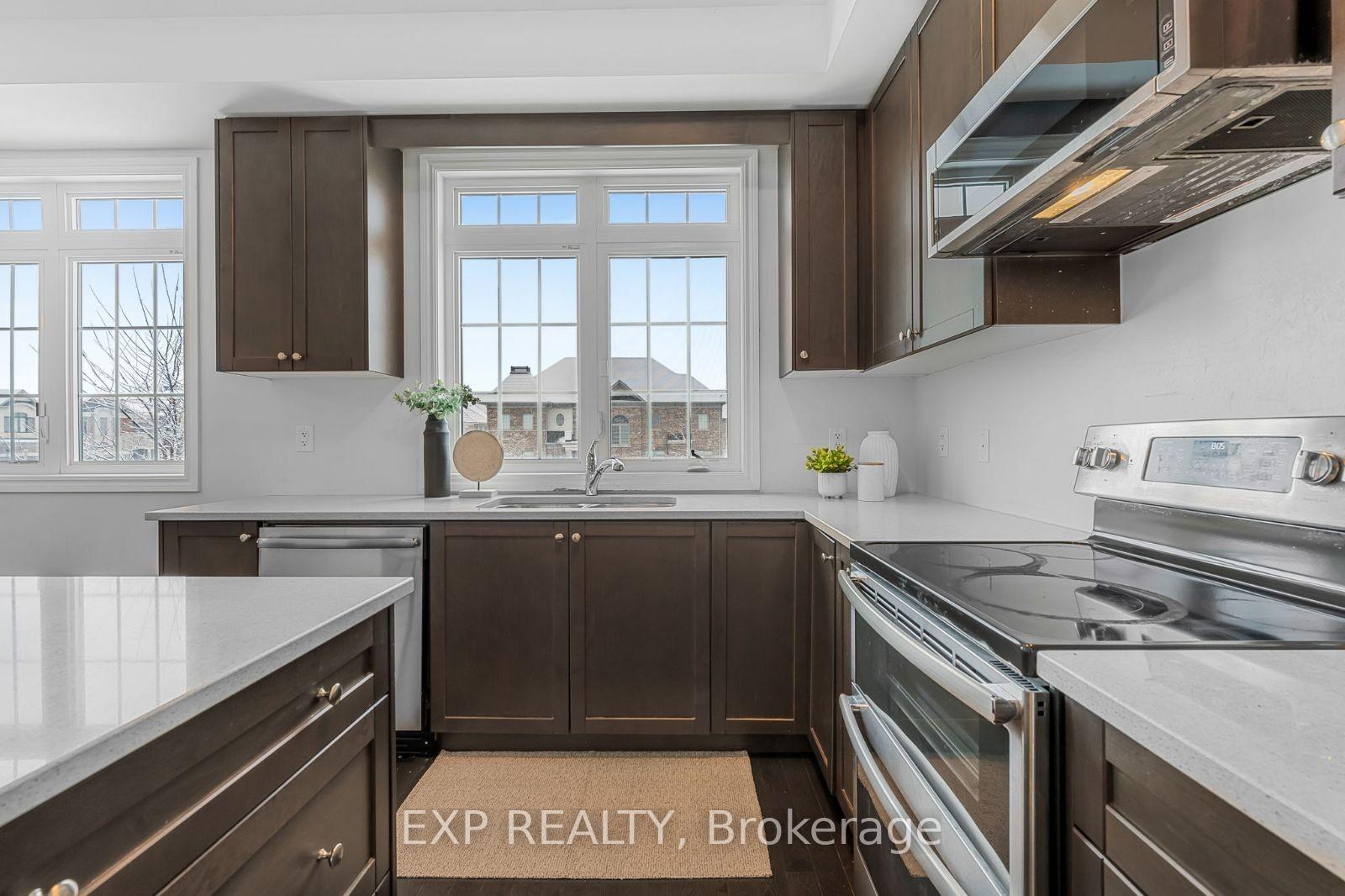 Photo 7 of 80 Oakmore Lane, Brampton, Bram West — HOMEH