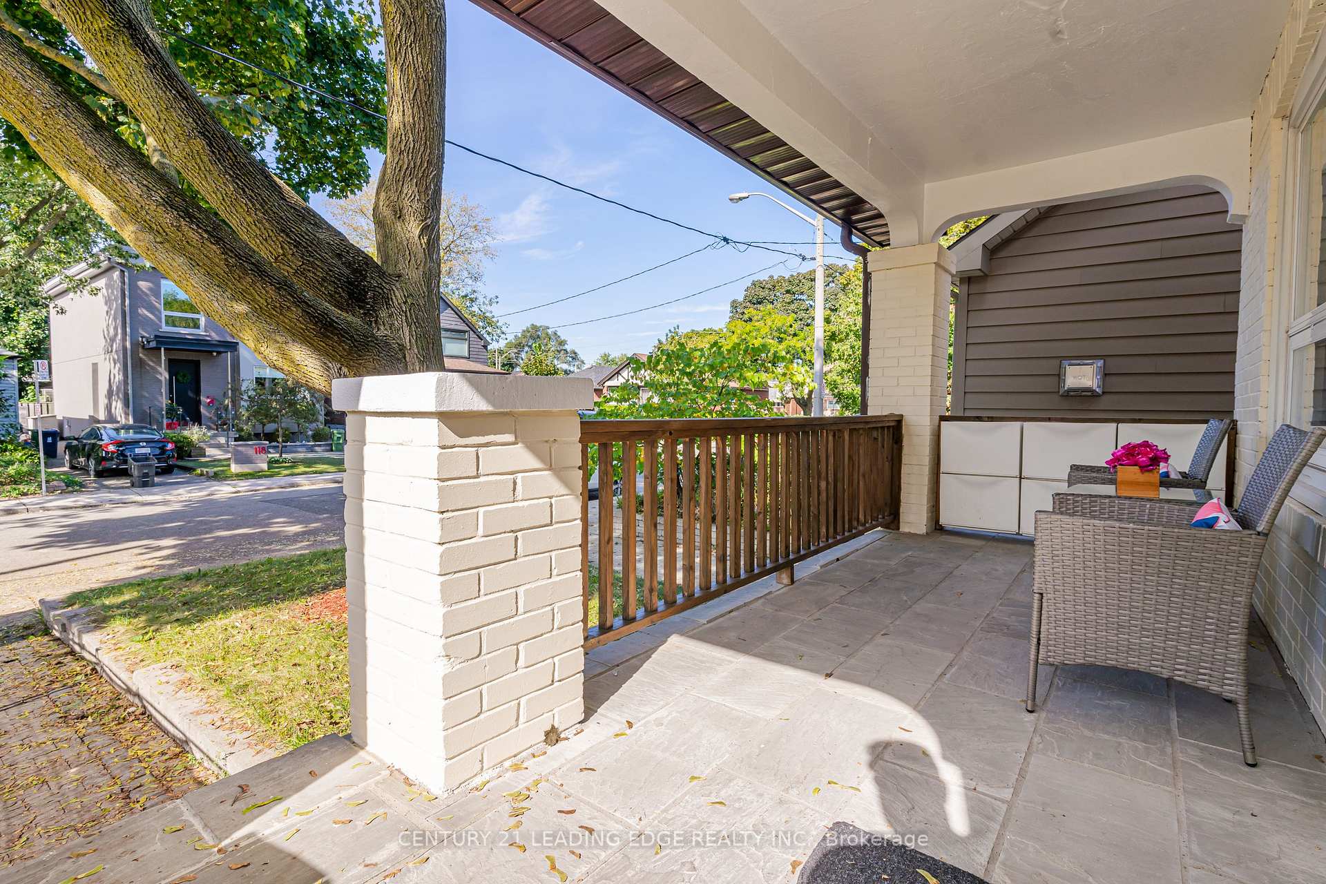 Photo 3 of 123 Cadorna Avenue, Toronto, East York — HOMEH