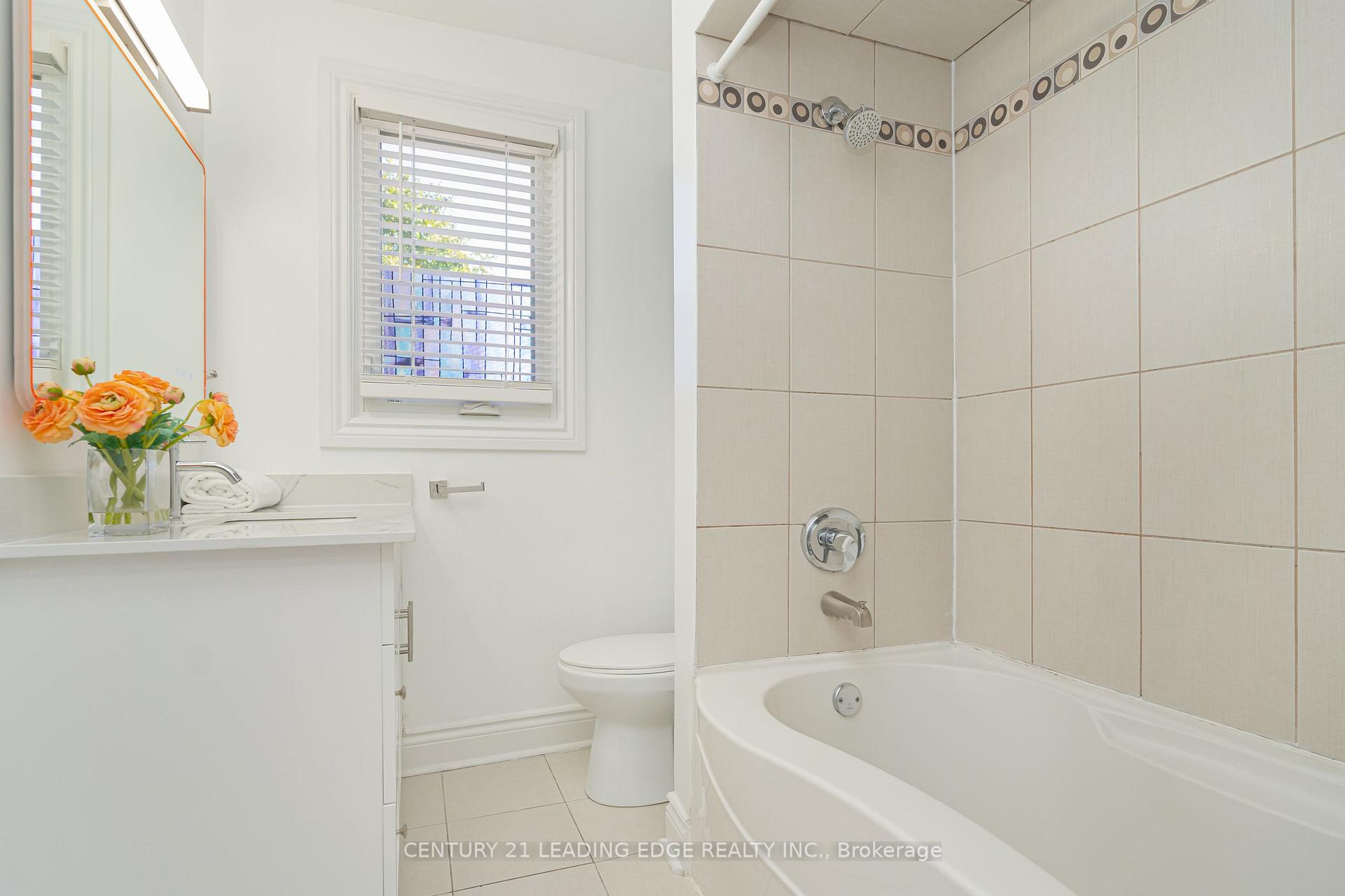 Photo 27 of 123 Cadorna Avenue, Toronto, East York — HOMEH