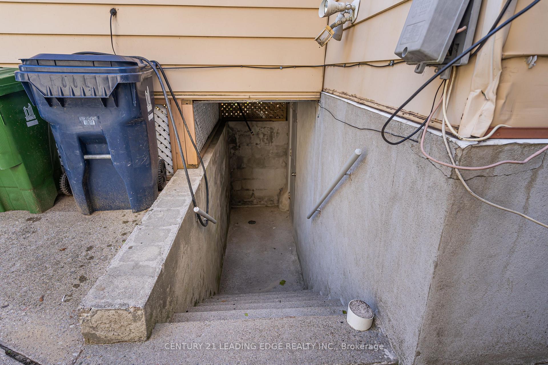 Photo 39 of 123 Cadorna Avenue, Toronto, East York — HOMEH