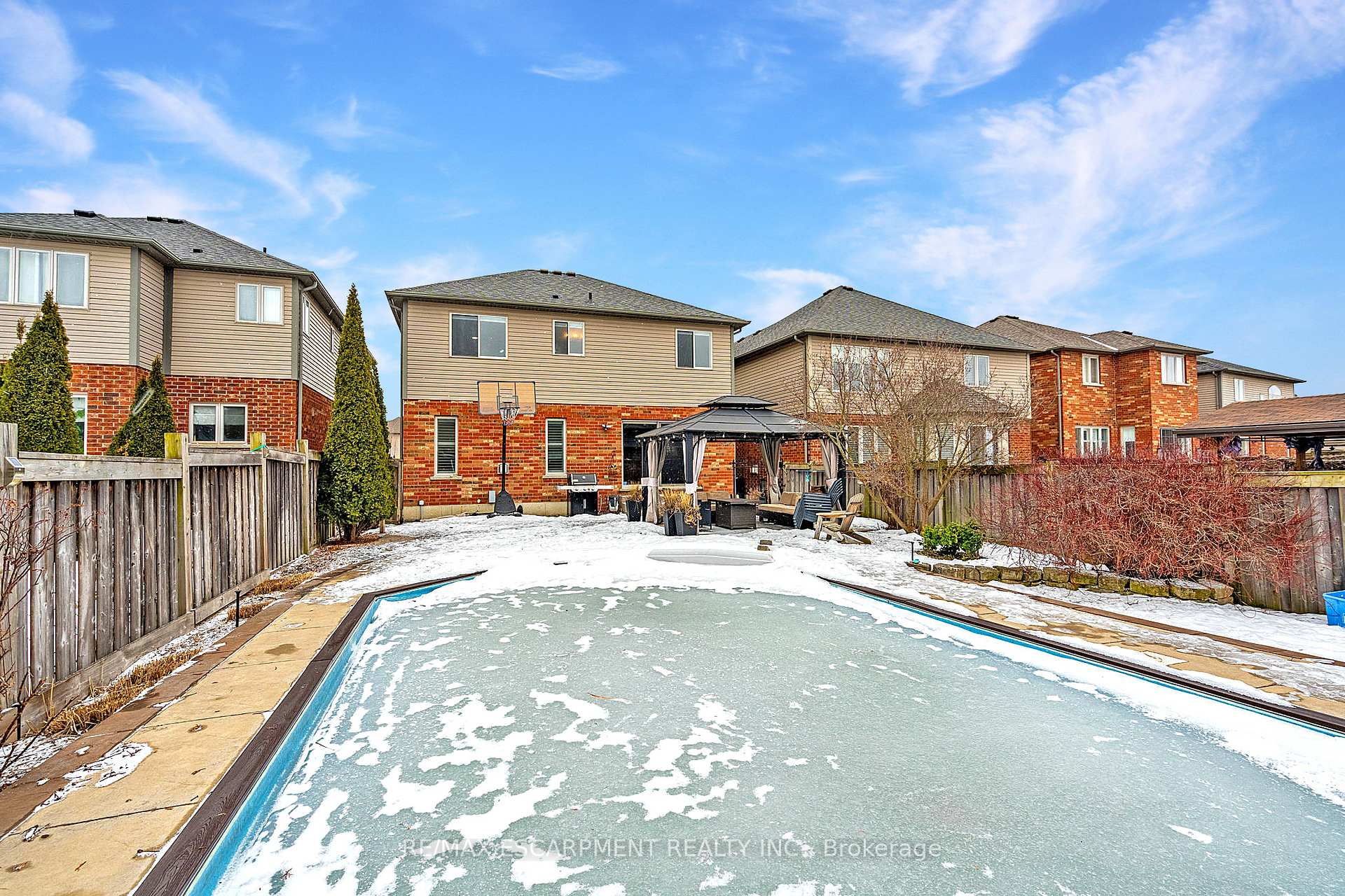 Photo 37 of 40 Great Oak Trail, Hamilton, Binbrook — HOMEH