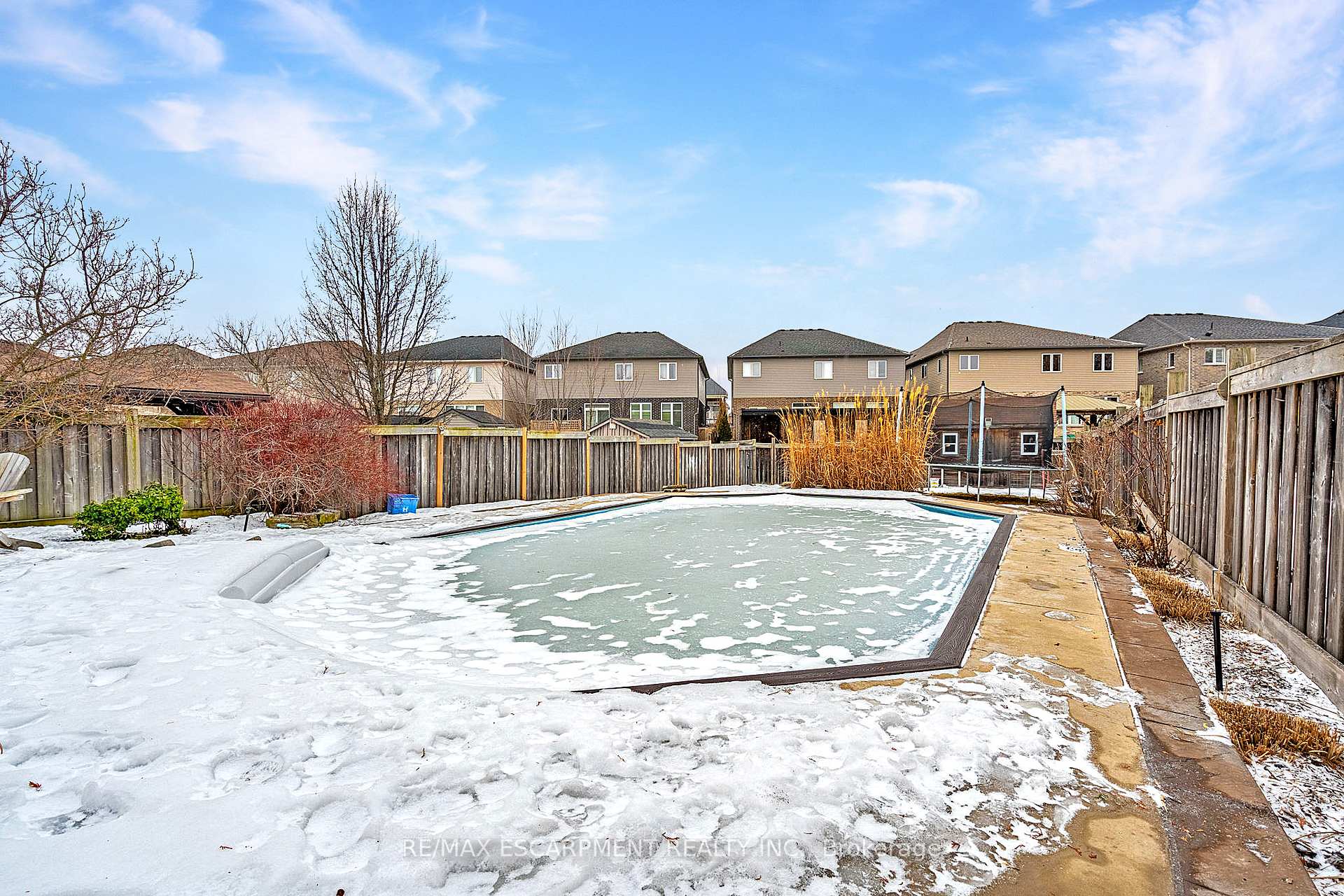 Photo 38 of 40 Great Oak Trail, Hamilton, Binbrook — HOMEH