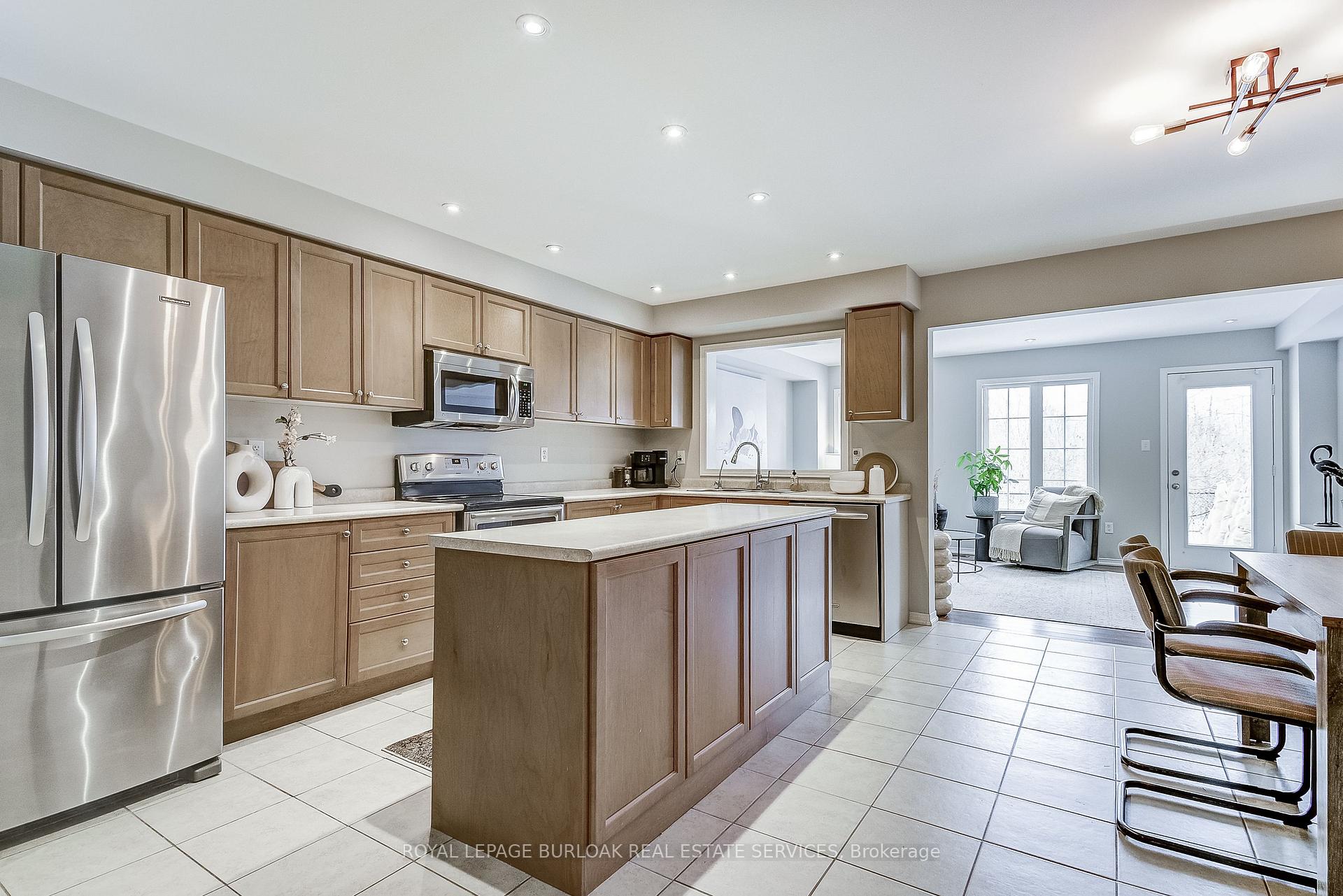 Photo 26 of 7 McPhail Place, Hamilton, Waterdown — HOMEH