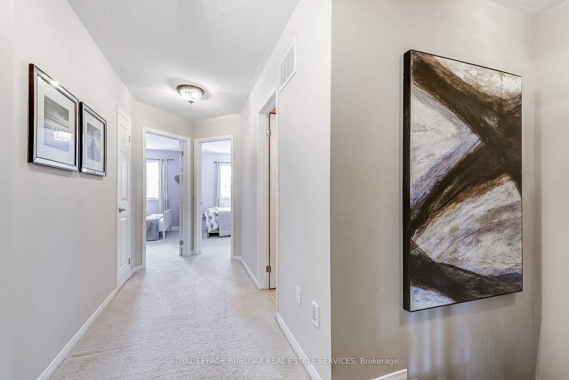 Photo 17 of 7 McPhail Place, Hamilton, Waterdown — HOMEH