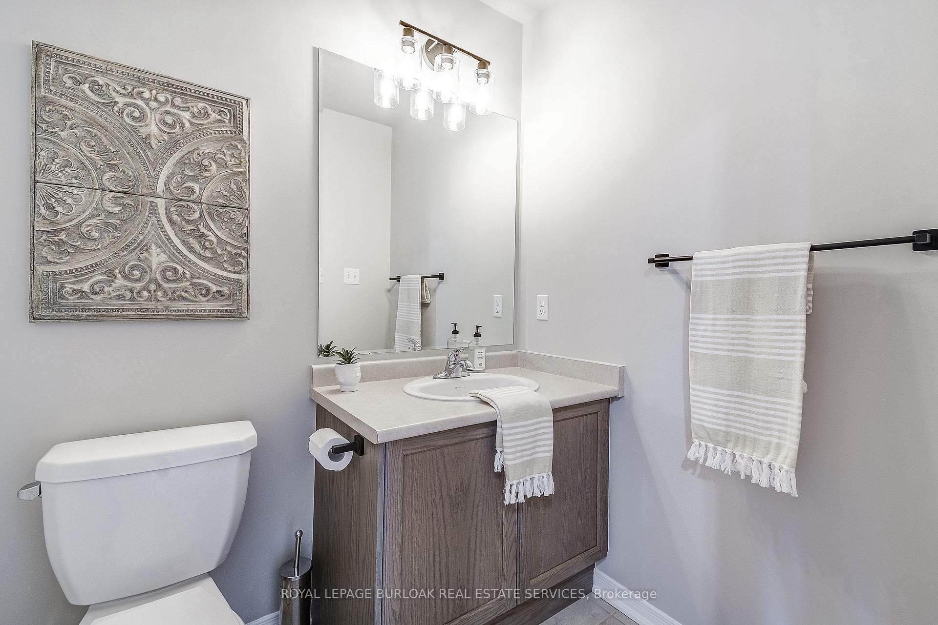 Photo 20 of 7 McPhail Place, Hamilton, Waterdown — HOMEH