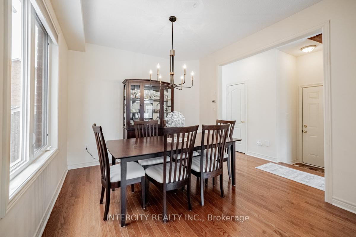 Photo 11 of 87 Amaranth Crescent, Brampton, Northwest Sandalwood Parkway — HOMEH