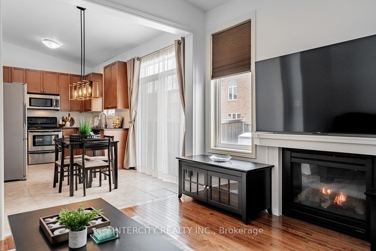 Photo 16 of 87 Amaranth Crescent, Brampton, Northwest Sandalwood Parkway — HOMEH