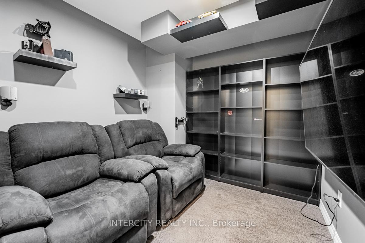 Photo 20 of 87 Amaranth Crescent, Brampton, Northwest Sandalwood Parkway — HOMEH