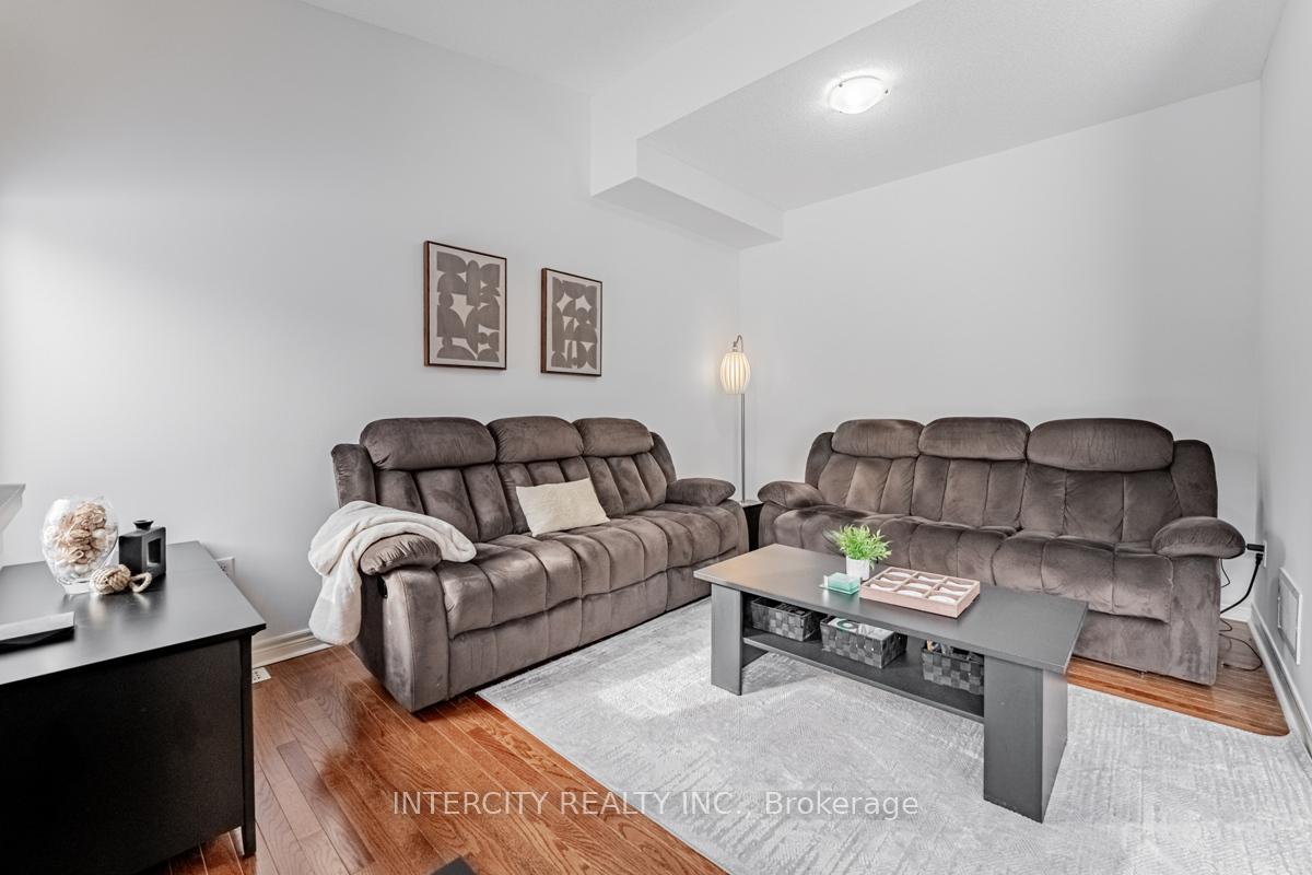 Photo 34 of 87 Amaranth Crescent, Brampton, Northwest Sandalwood Parkway — HOMEH