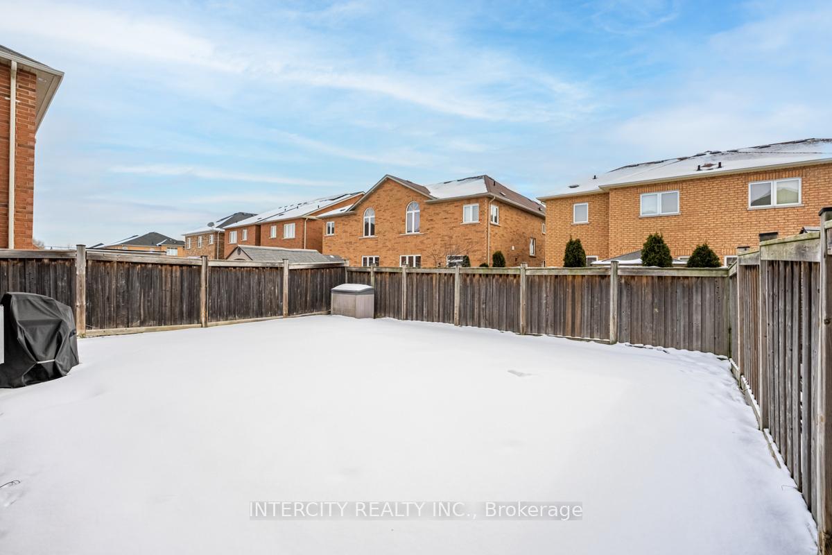 Photo 36 of 87 Amaranth Crescent, Brampton, Northwest Sandalwood Parkway — HOMEH