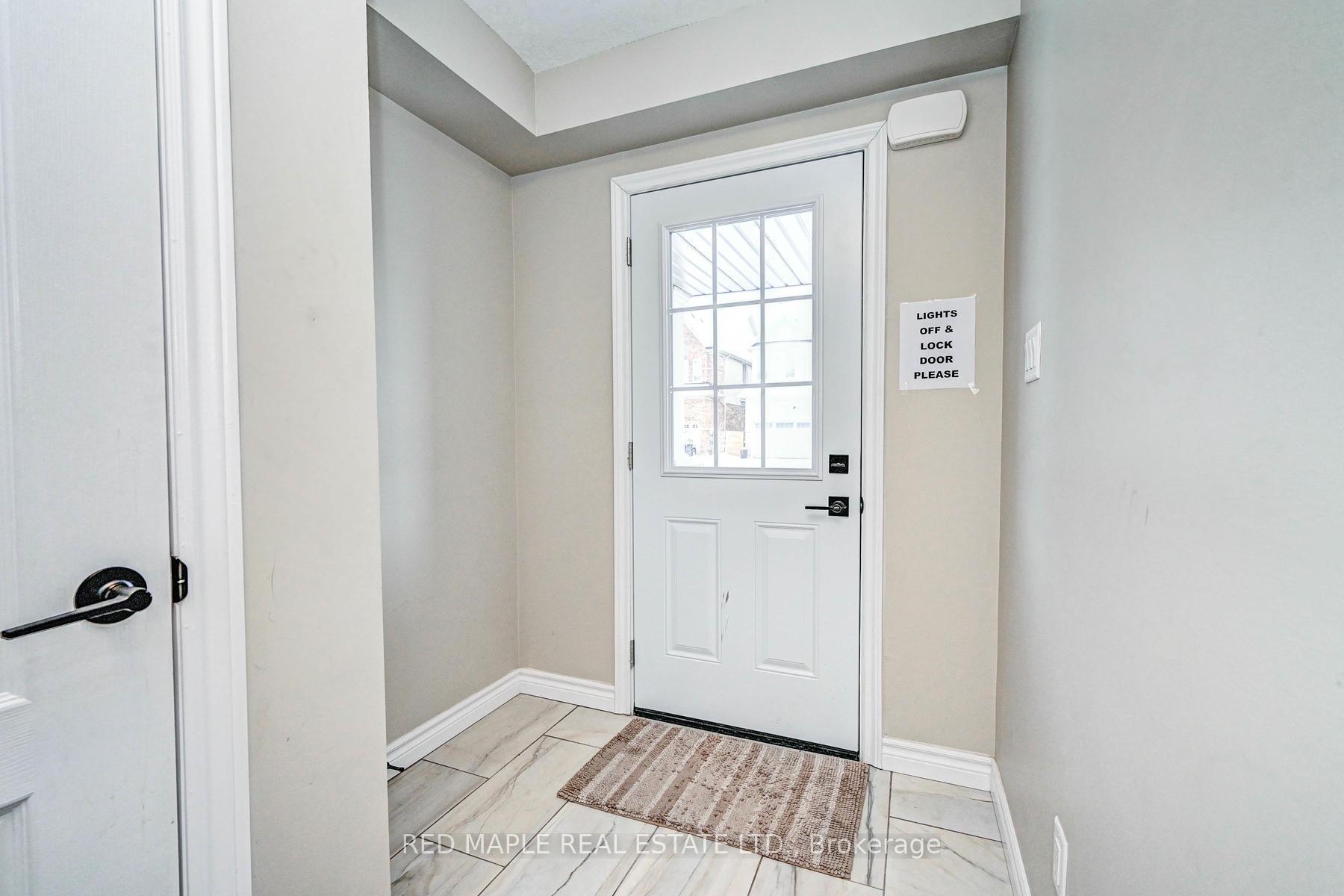 Photo 3 of 612 Linden Drive, Cambridge — HOMEH