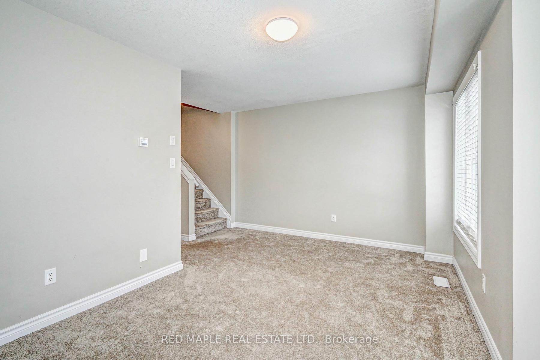 Photo 6 of 612 Linden Drive, Cambridge — HOMEH