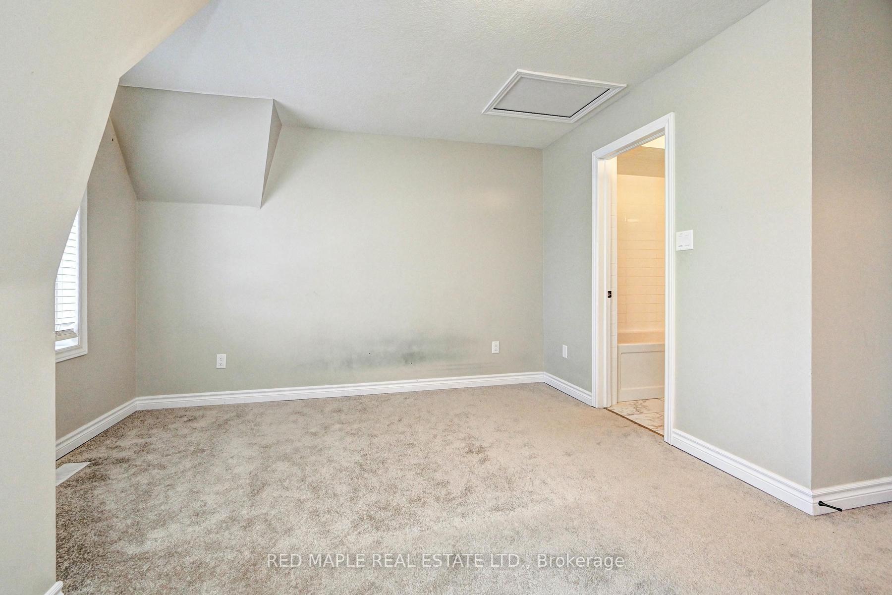 Photo 17 of 612 Linden Drive, Cambridge — HOMEH