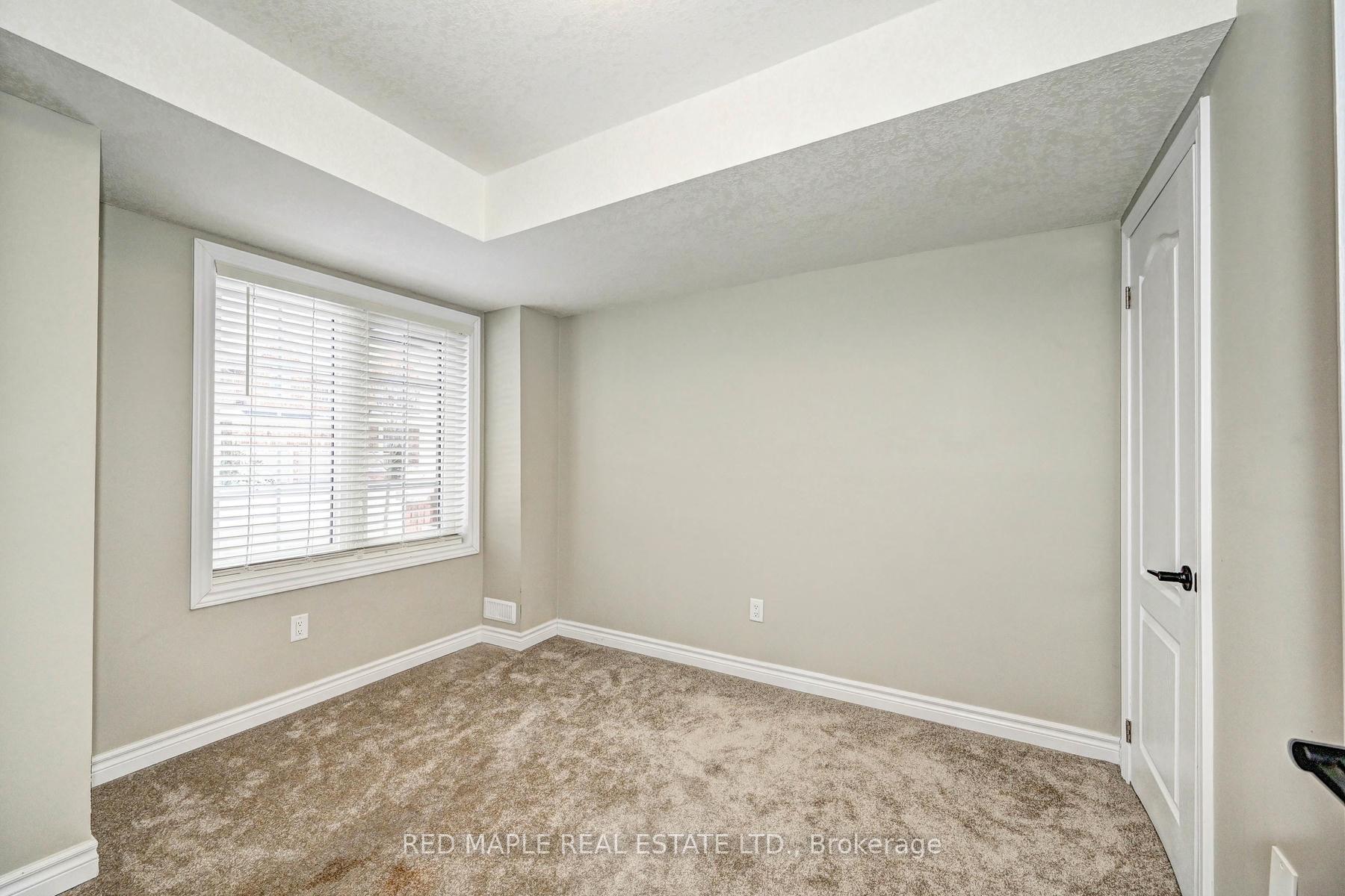 Photo 23 of 612 Linden Drive, Cambridge — HOMEH