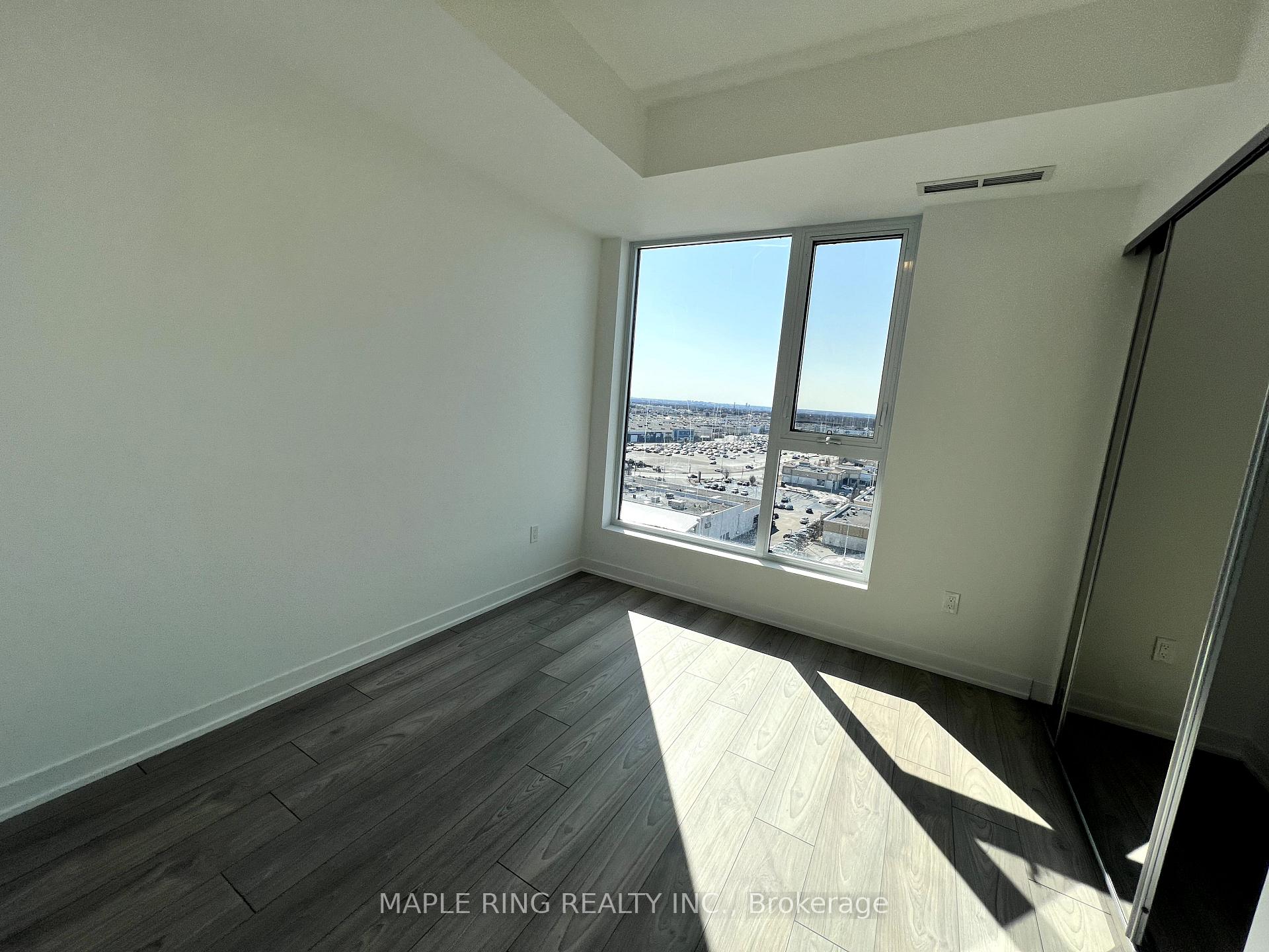 Photo 6 of Unit 1121, 10 Abeja Street, Vaughan, Concord — HOMEH
