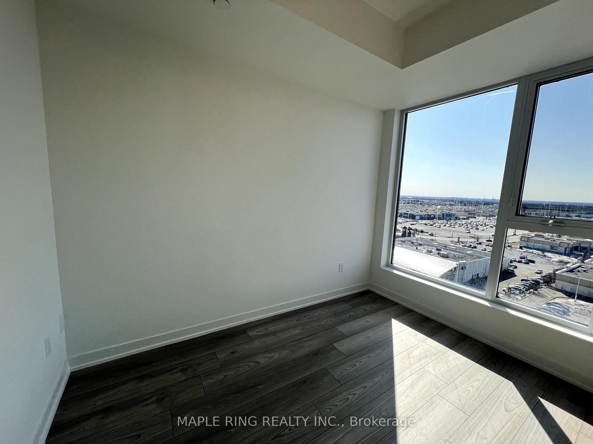 Photo 7 of Unit 1121, 10 Abeja Street, Vaughan, Concord — HOMEH