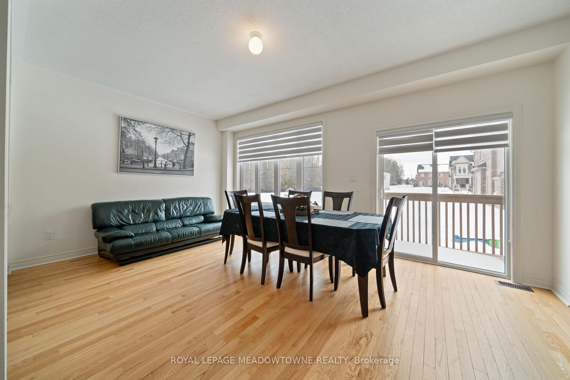 Photo 12 of 1253 Jim Brewster Circle, Oshawa, Eastdale — HOMEH