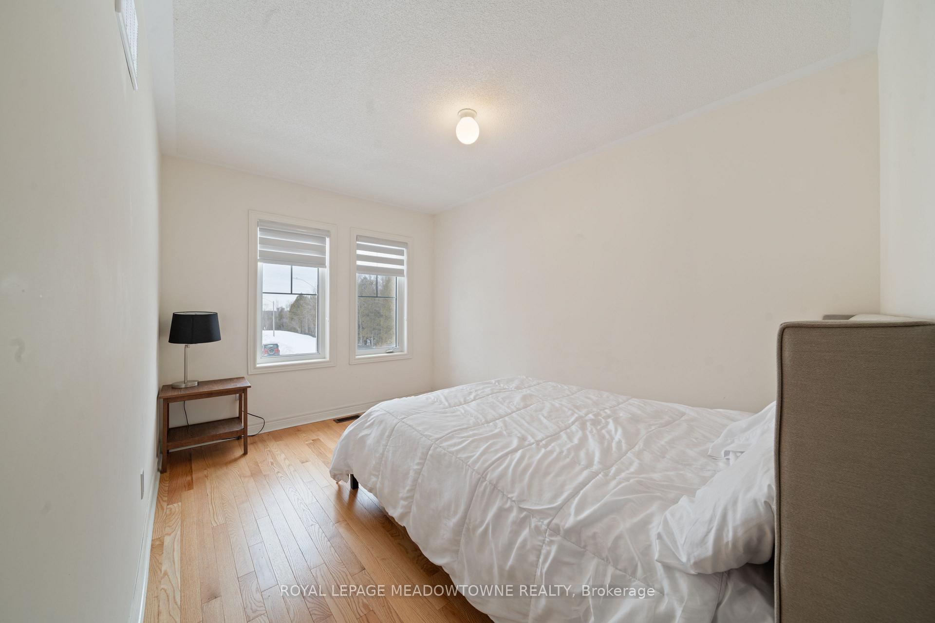 Photo 20 of 1253 Jim Brewster Circle, Oshawa, Eastdale — HOMEH