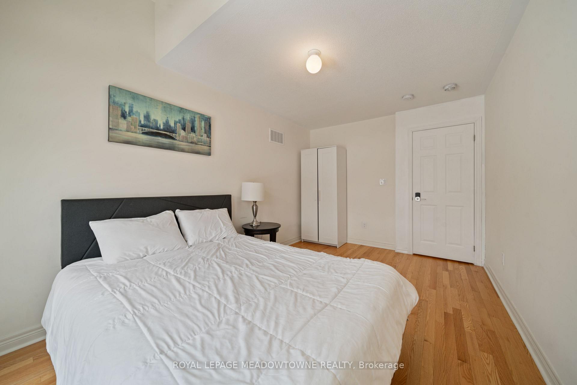 Photo 22 of 1253 Jim Brewster Circle, Oshawa, Eastdale — HOMEH